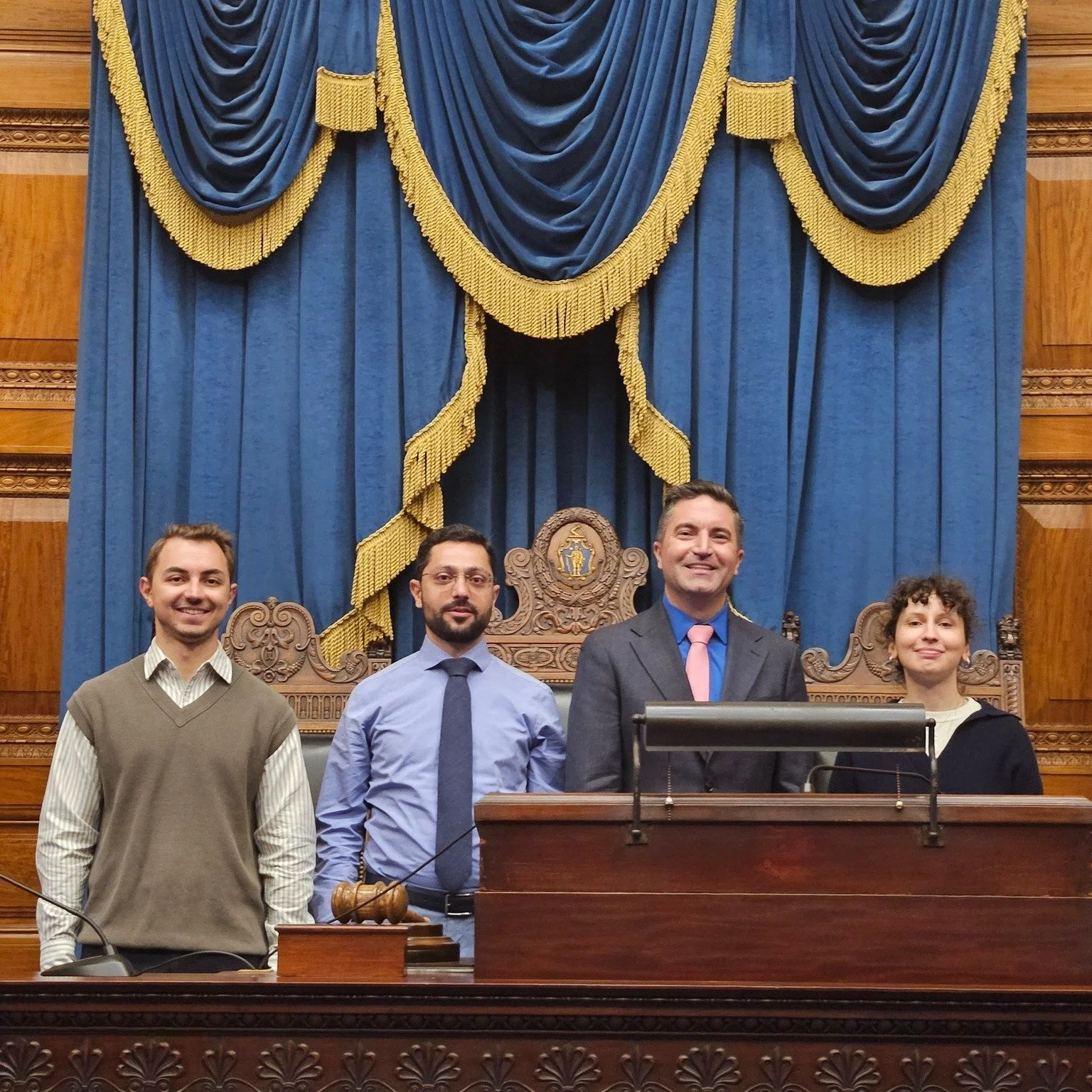 We concluded the fellowship for our offices' participants in the Professional Fellows Program, funded by the U.S. State Department and administered by the American Councils for International Education, with a tour of the State House last month. 

I l