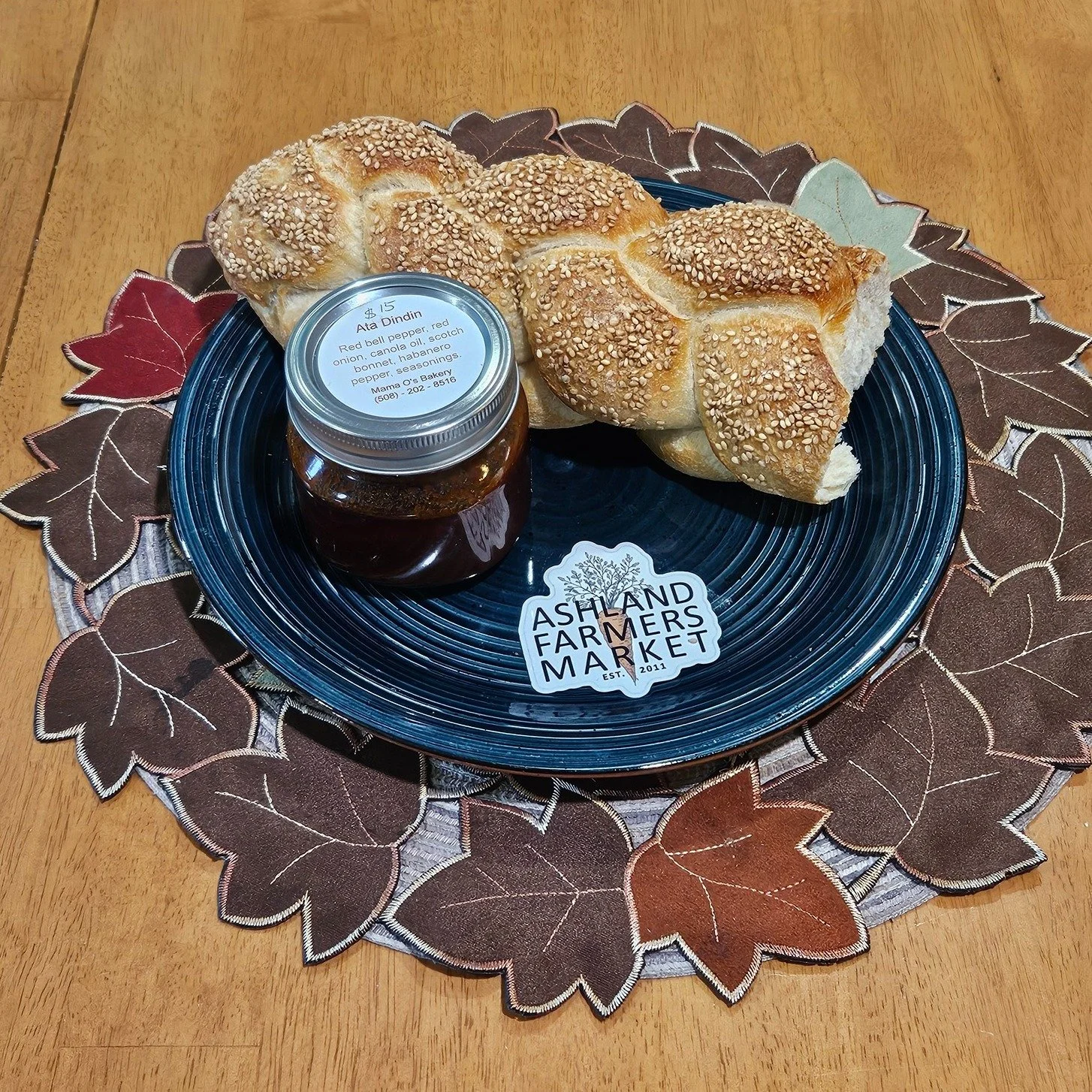 Thank you to everyone who braved the rain to attend yesterday's Pre-Thanksgiving @ashlandmafm.  I'm just proud of myself for not eating both loaves of bread before I got home!