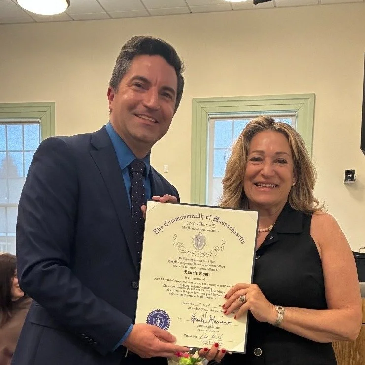 Congratulations to @laurietosti, Ashland mom and longtime Chair of the Ashland School Committee, on her well-deserved retirement! 

Everywhere you go, you'll hear about Laurie stepping up. Whether it be a tricky budget season or a field trip that nee