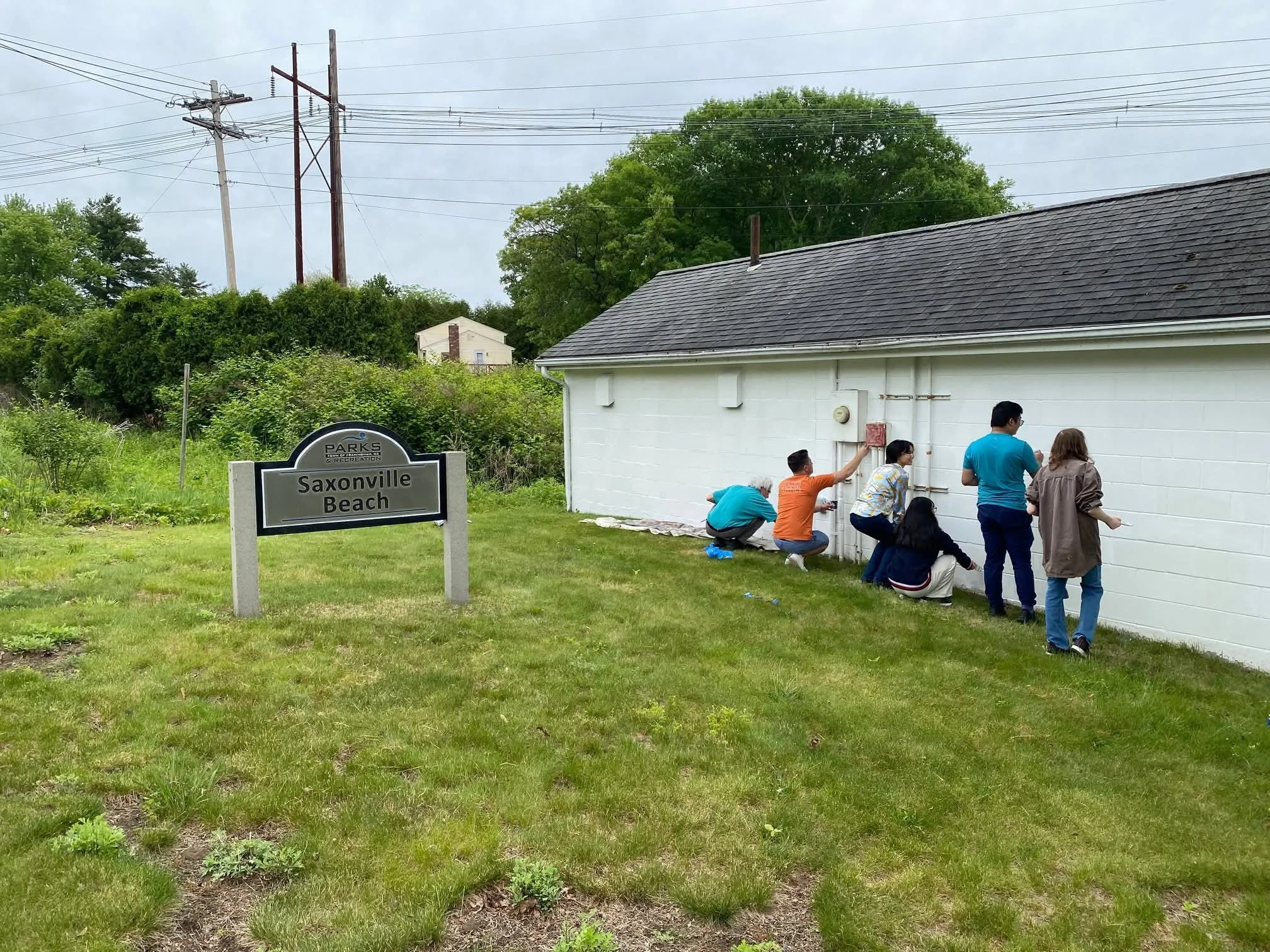 Thank you to everyone who participated in Saturday&rsquo;s &ldquo;Community Paint Day&rdquo; at the bathhouse at Saxonville Beach.

This creative collaboration between Molly Branagan-Dee, her students, the @friendsofsaxonville, and the Framingham Cul