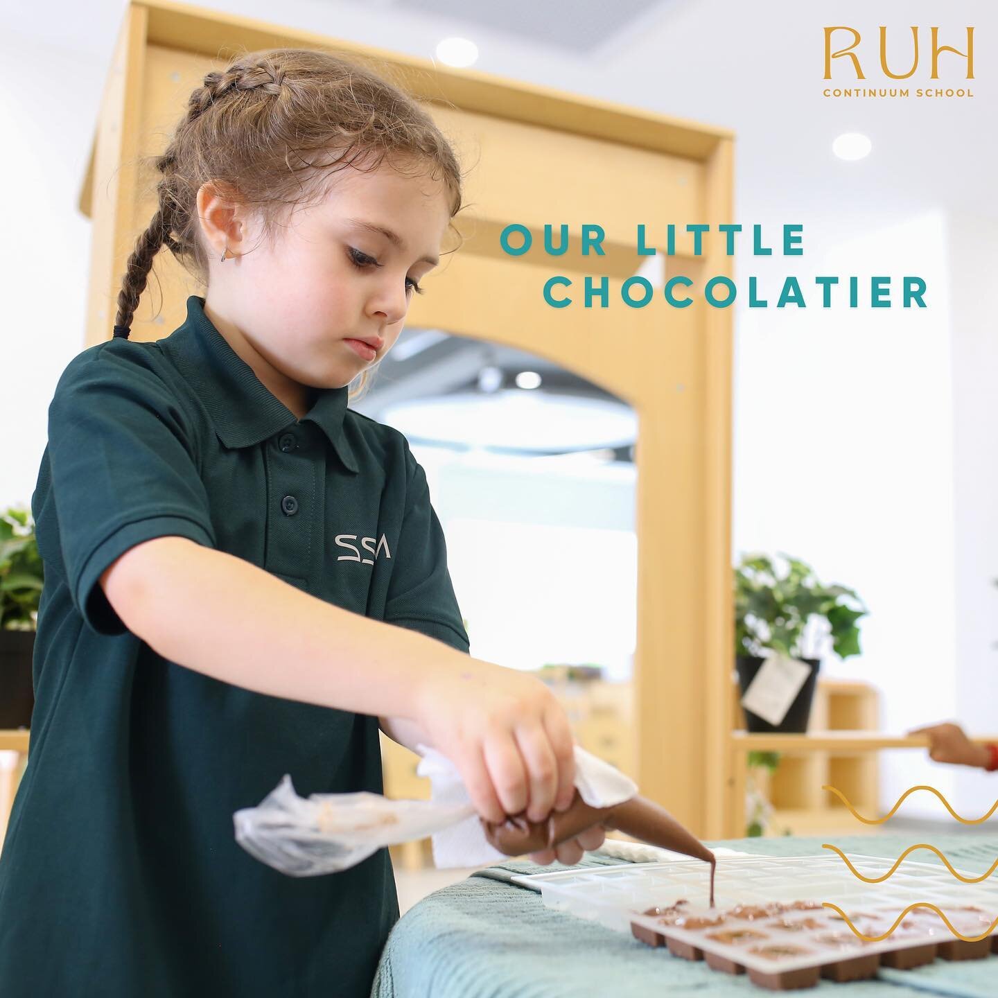 We unleashed the sweet imagination of our young learners on this glorious World Chocolate Day at our Ruh Continuum School! 🌍 Our Ruhlers embarked on a scrumptious journey, immersing themselves in the magical world of chocolate-making. 🍫 With their 