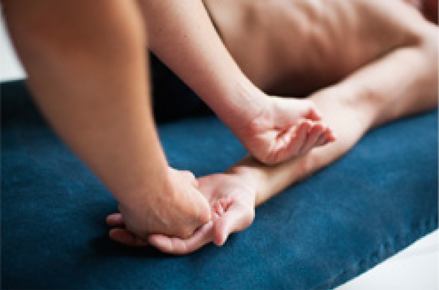 Arm Massage by Madeleine Zagni