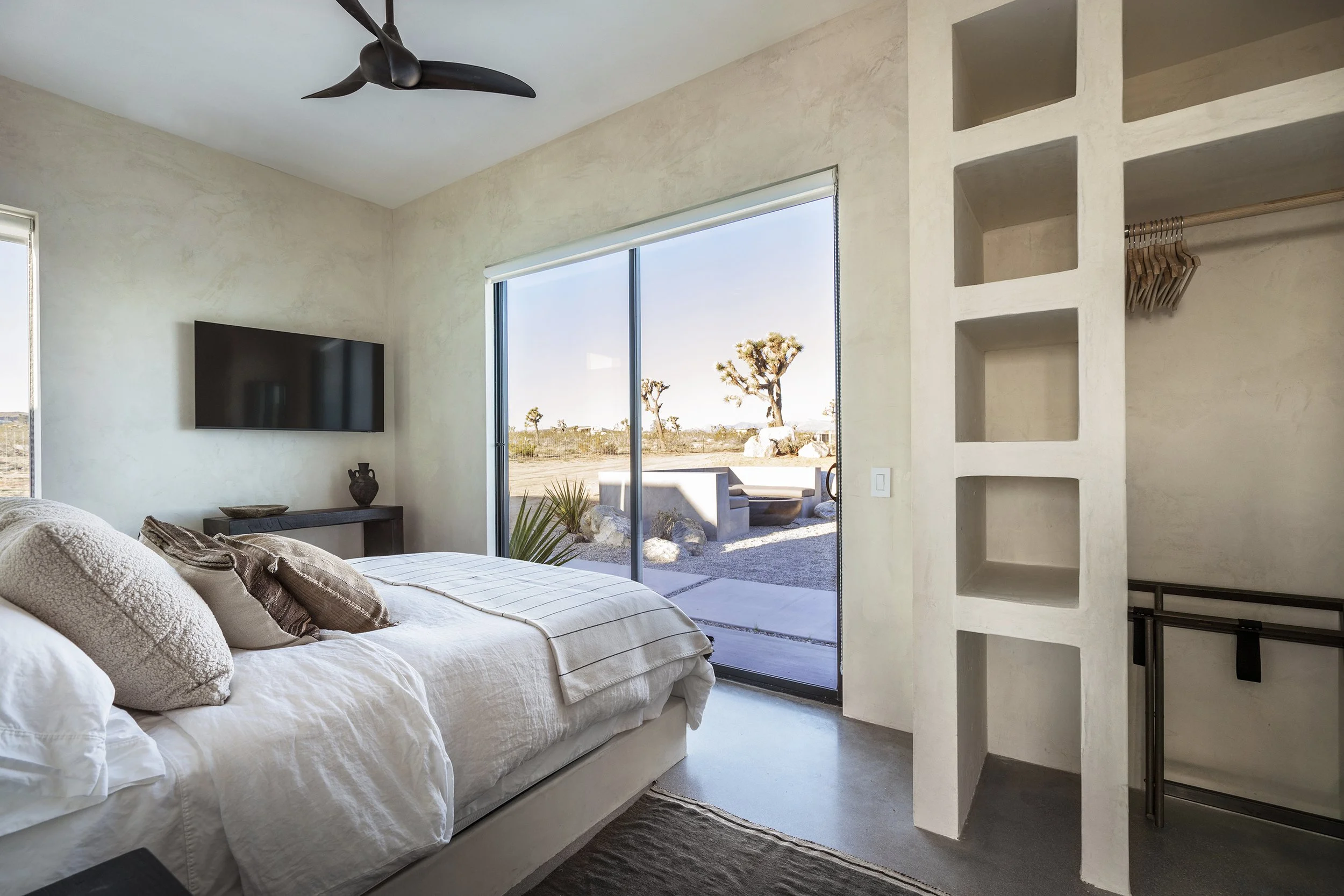 The_Kassita_Bedroom2.jpg