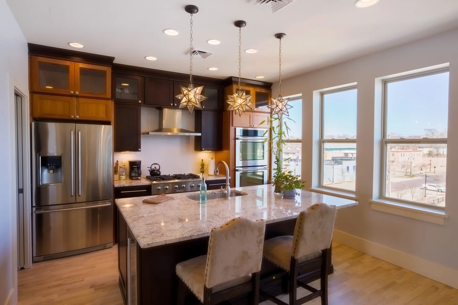 River Race Townhome kitchen