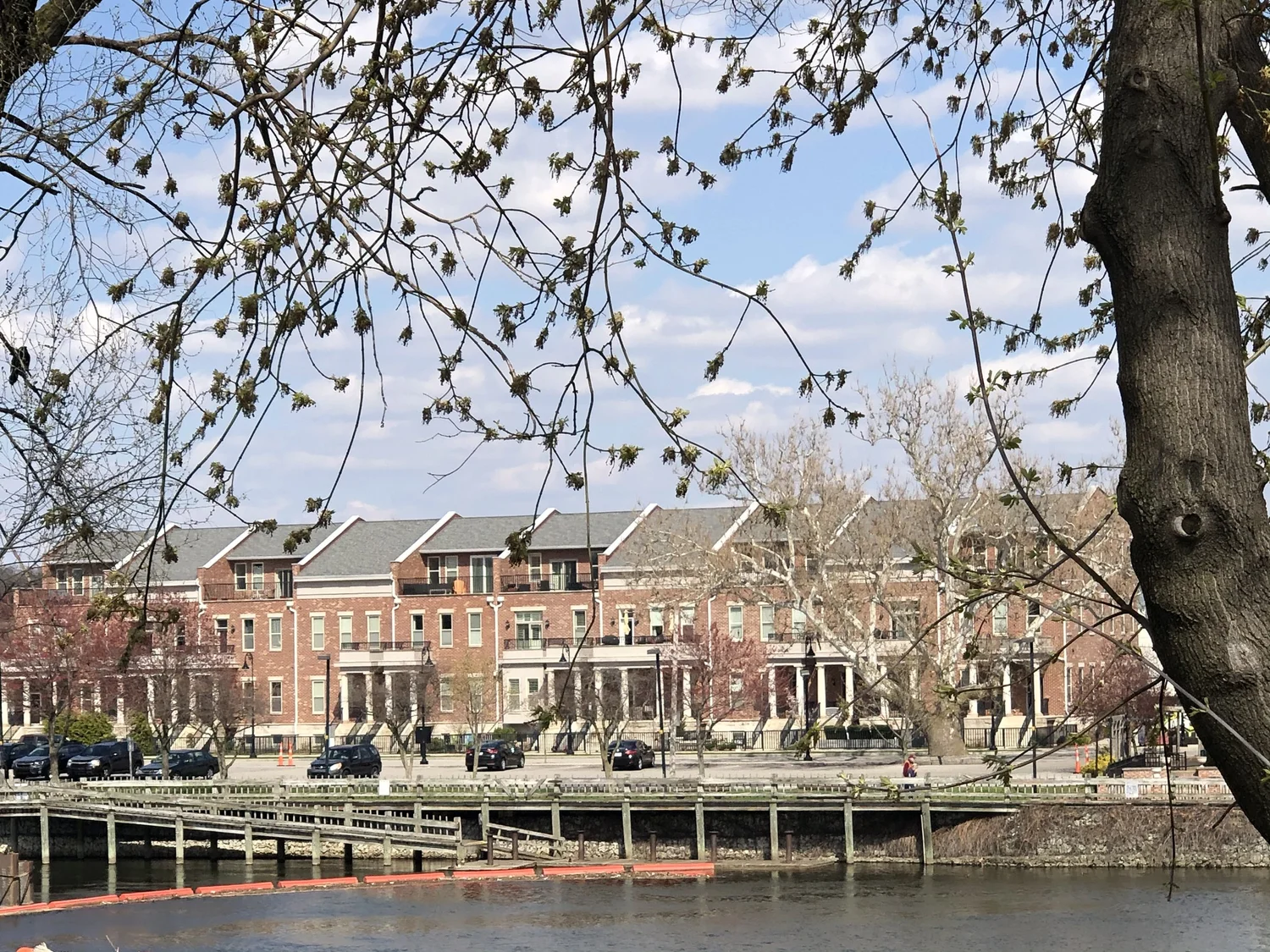 River Race Townhomes on the St. Joseph River, South Bend, Make Room Architecture
