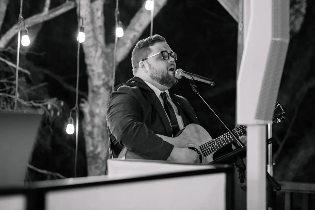 Live music session by Danny Bolin, a top-rated DJ in DFW, at a Dallas wedding