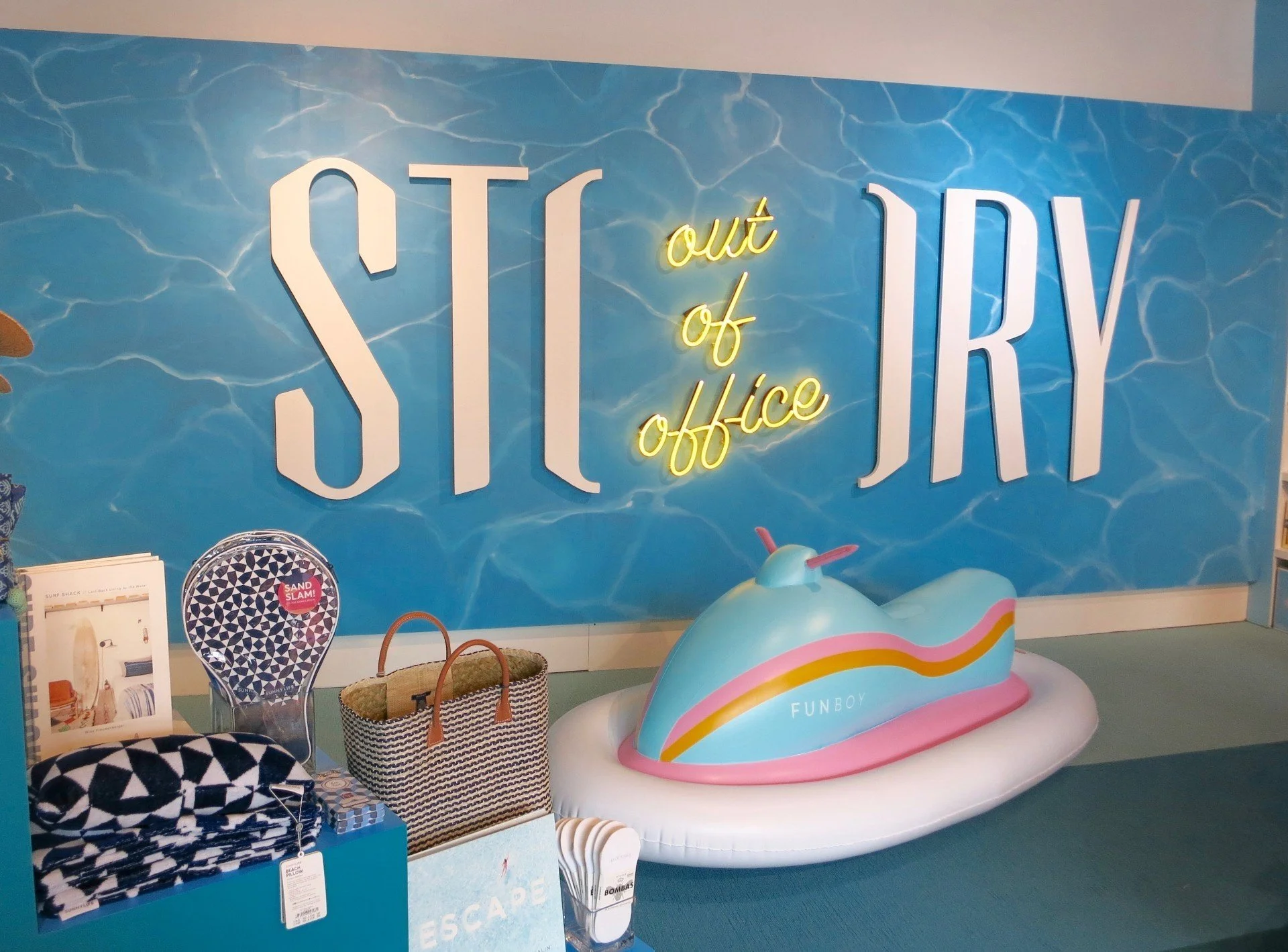 Pool Mural, Retail NYC
