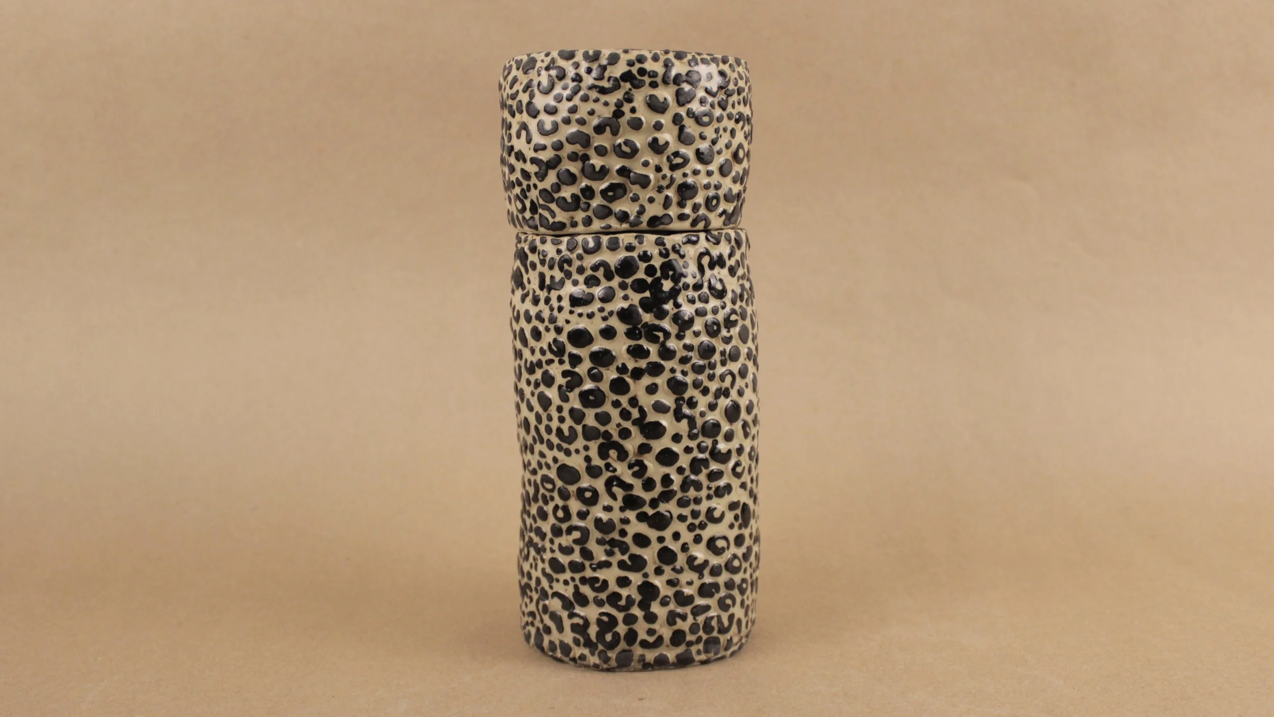 cream jaguar carafe 2.JPG