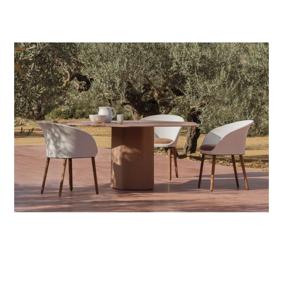 🌄Inspired by rocky landscapes, Talo tables travel between the pure lines of geometrical shapes and a color palette of natural shades, such as stone, slate and terracotta. Talo is a set of outdoor tables entirely made of highly-resistant, sustainable