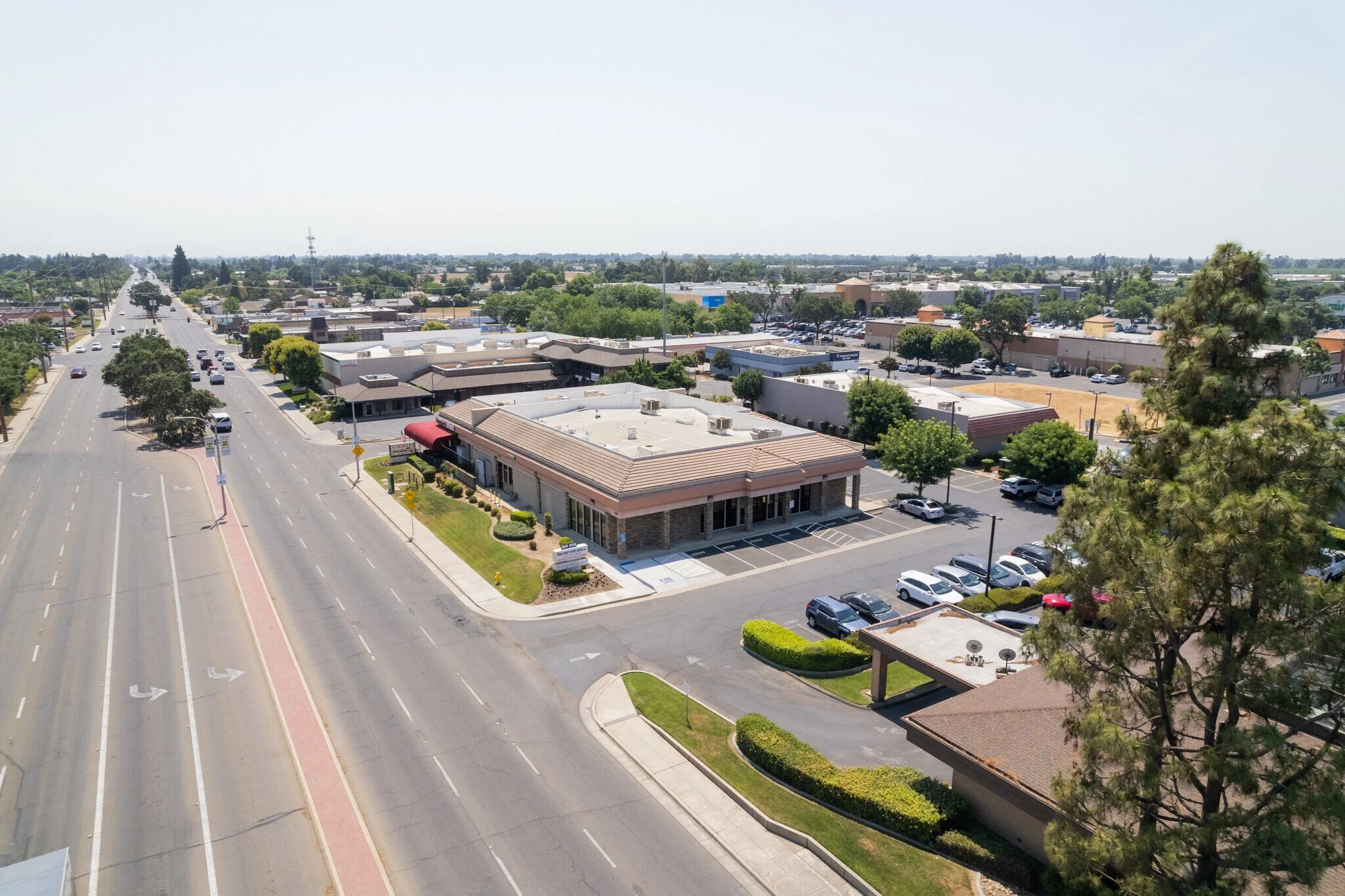 2001 West Caldwell Avenue. Visalia, CA 93277 