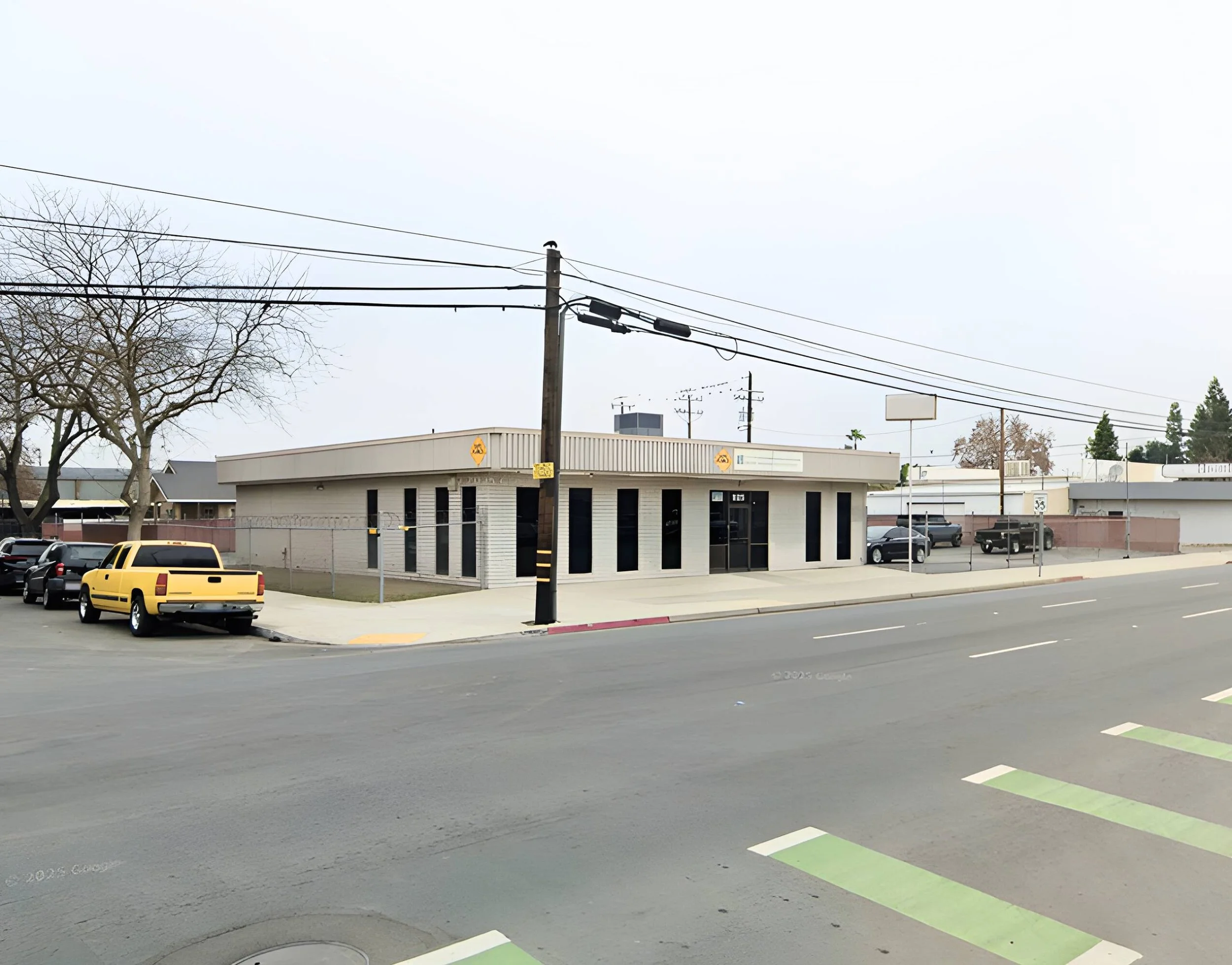 925-corner.jpg