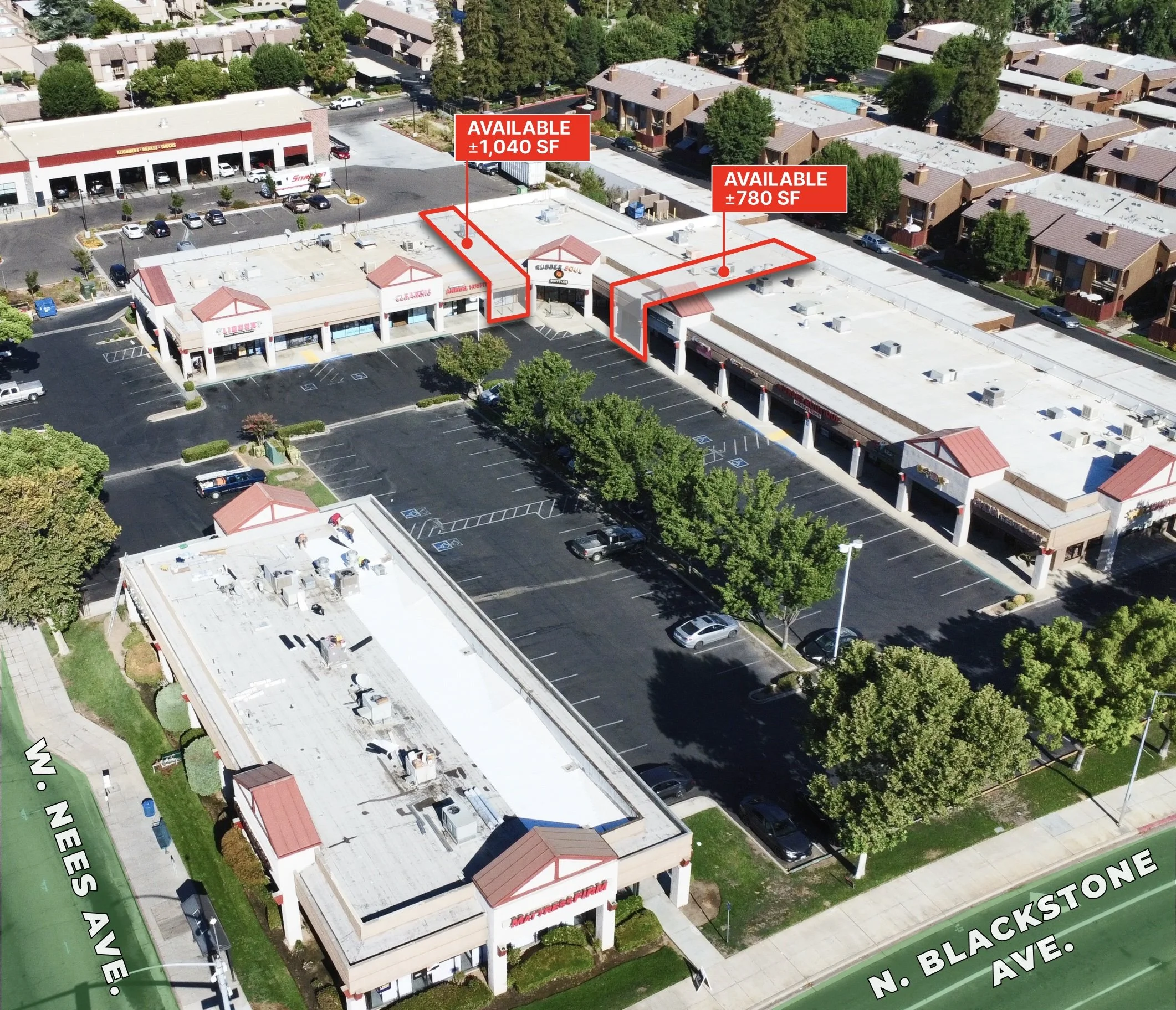 CENTRUM SHOPPING CENTER I 132 West Nees Avenue Fresno, CA 93711 