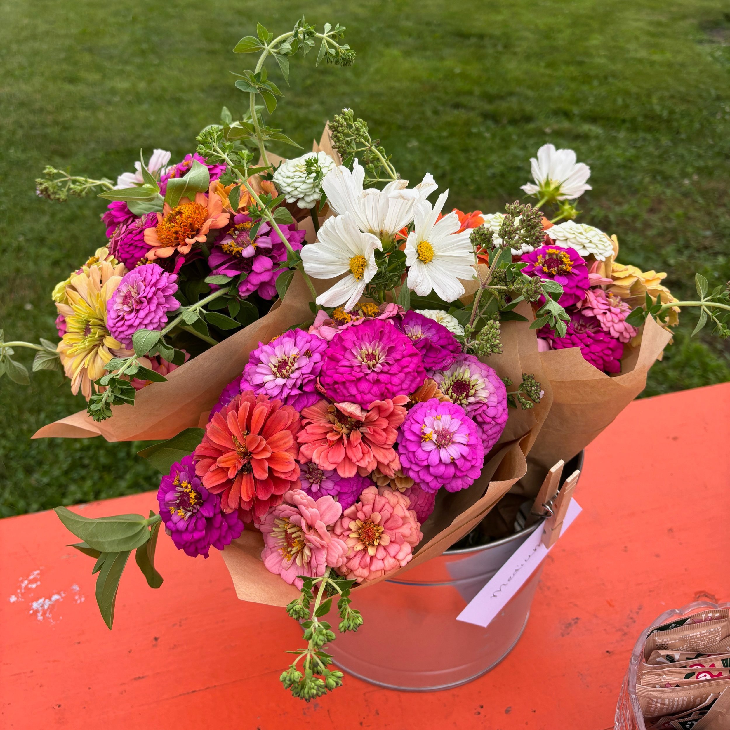 A Gatherer Season Bouquet, Demi