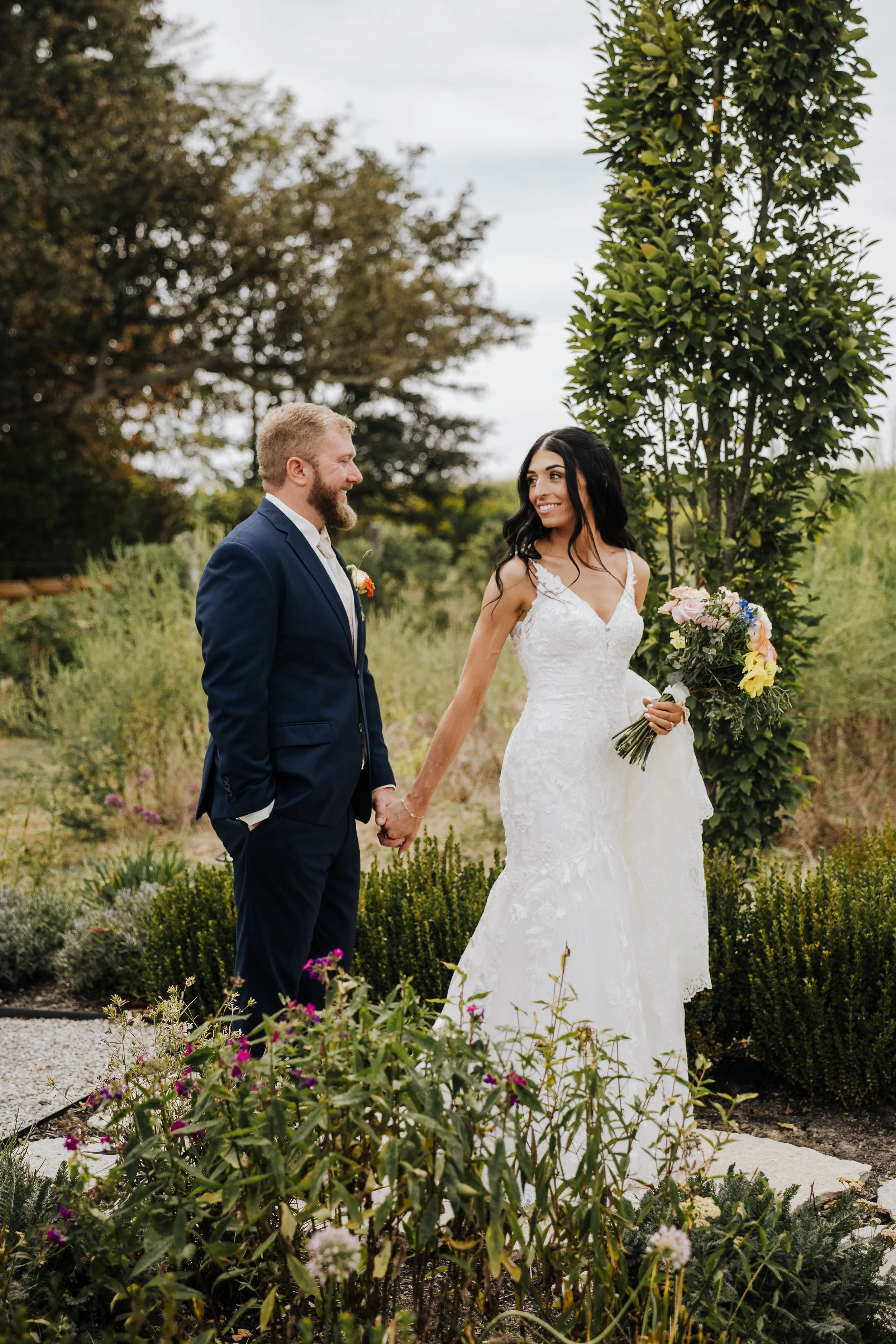 BRIDE + GROOM PORTRAITS-31.jpg