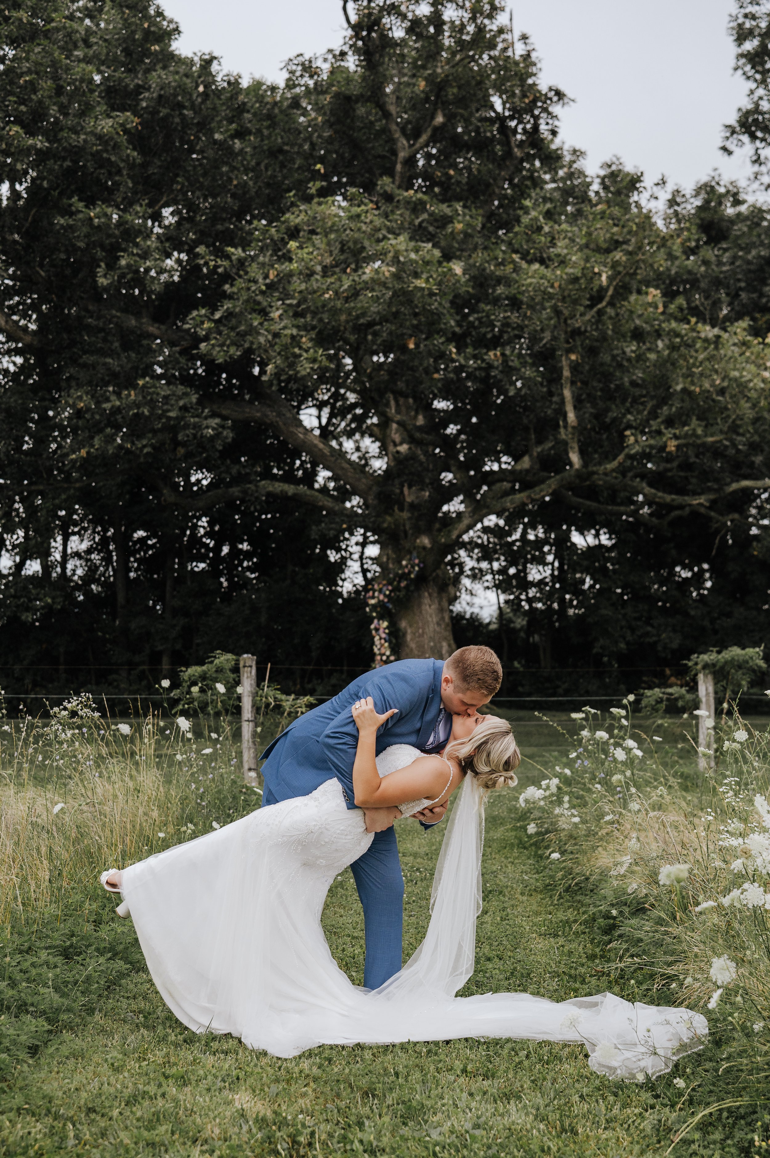 BRIDE + GROOM PORTRAITS-72.jpg