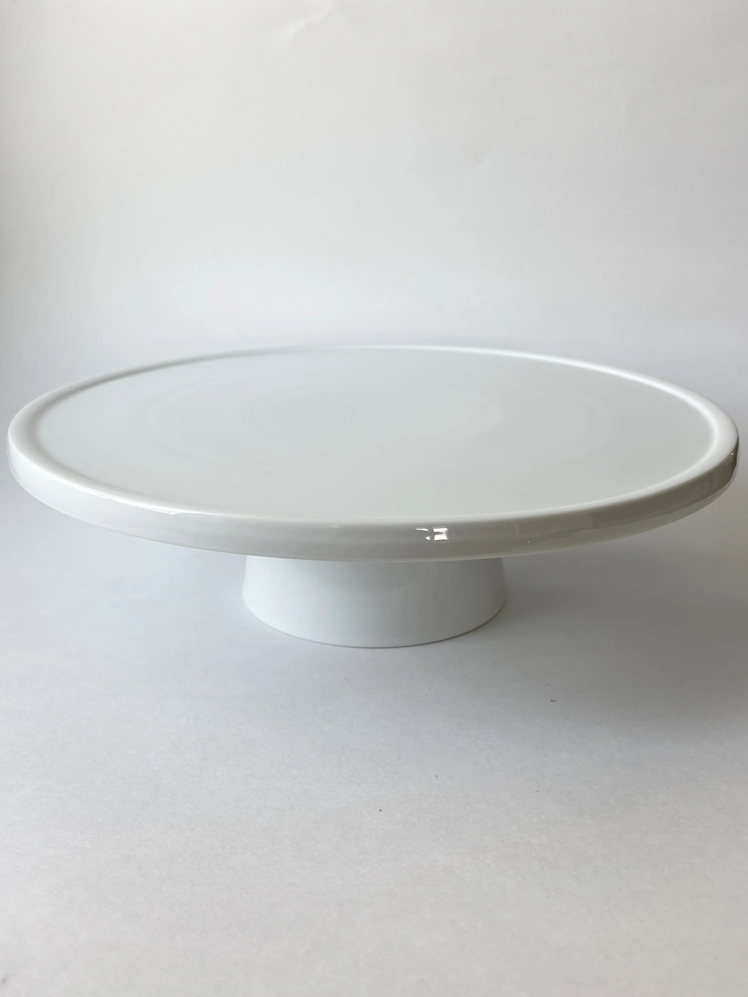 White Cake Stand