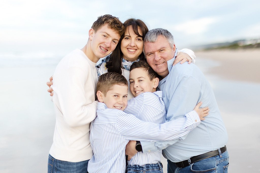 03_Winter-family-beach-photo-shoot-in-Glentana-–-Malan-Family.jpg