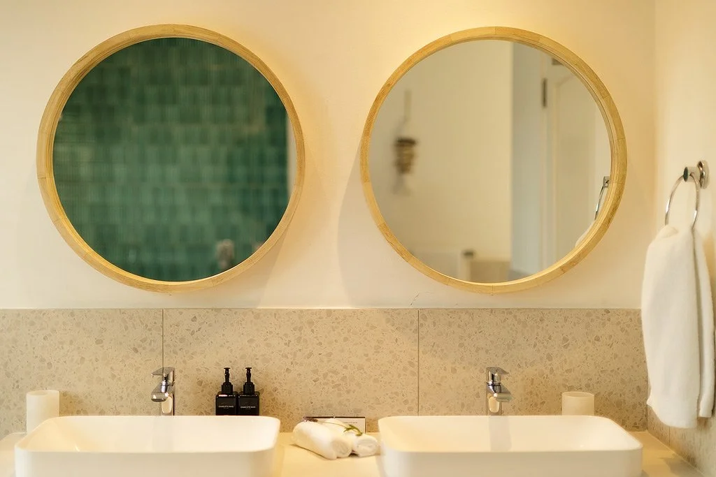 52_Interiors,-Social-media-content-and-Marketing-images-for-Amanzi-Island-Lodge-in-Knysna.jpg