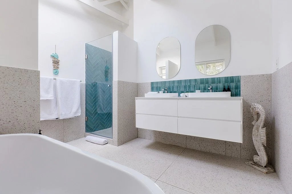 55_Interiors,-Social-media-content-and-Marketing-images-for-Amanzi-Island-Lodge-in-Knysna.jpg