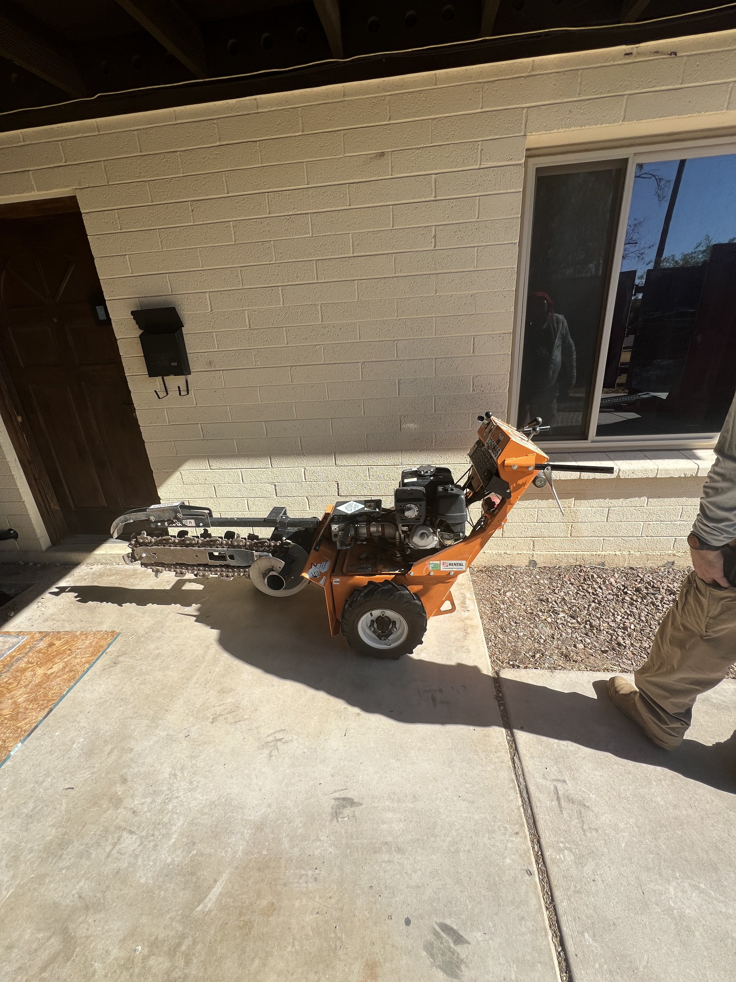 Ditch digger to loosen the soil