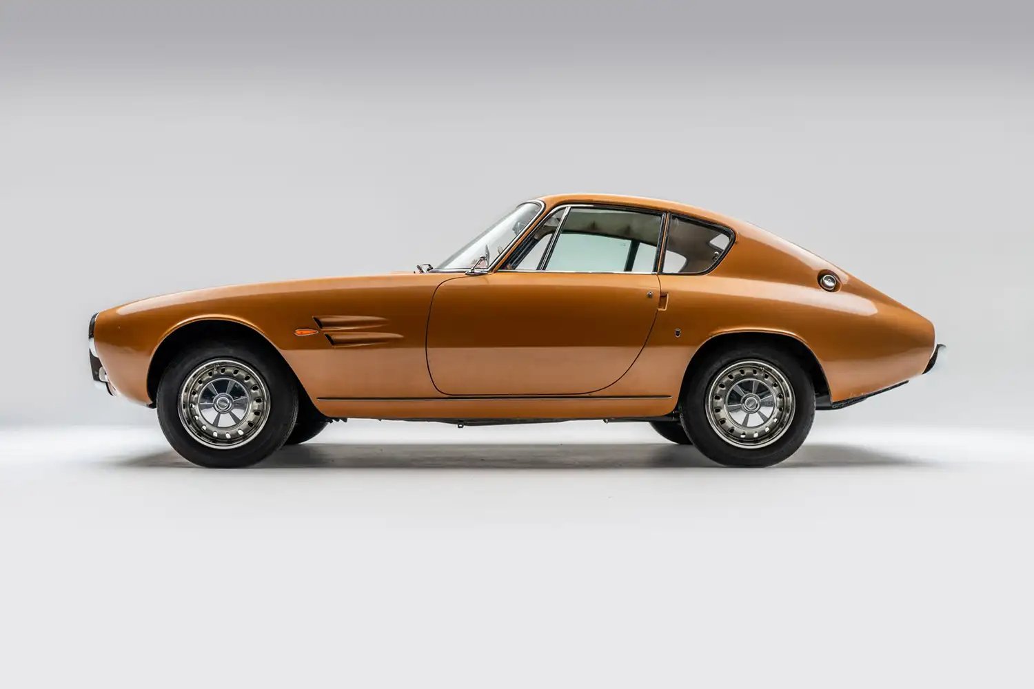 Ghia 1500GT (35).jpg