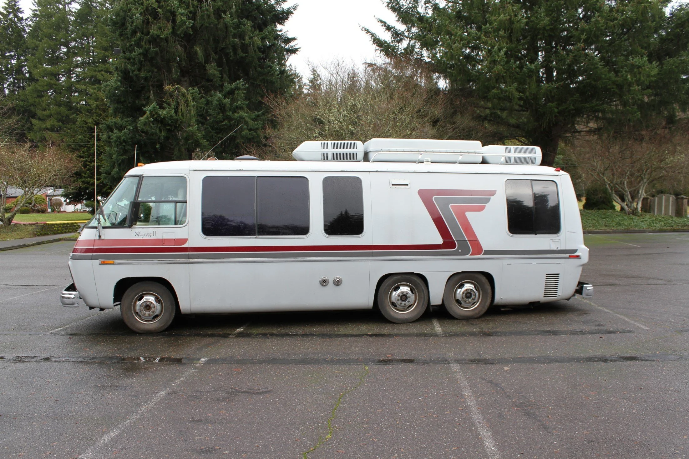 1976 GMC Motorhome — Cosmopolitan Motors LLC