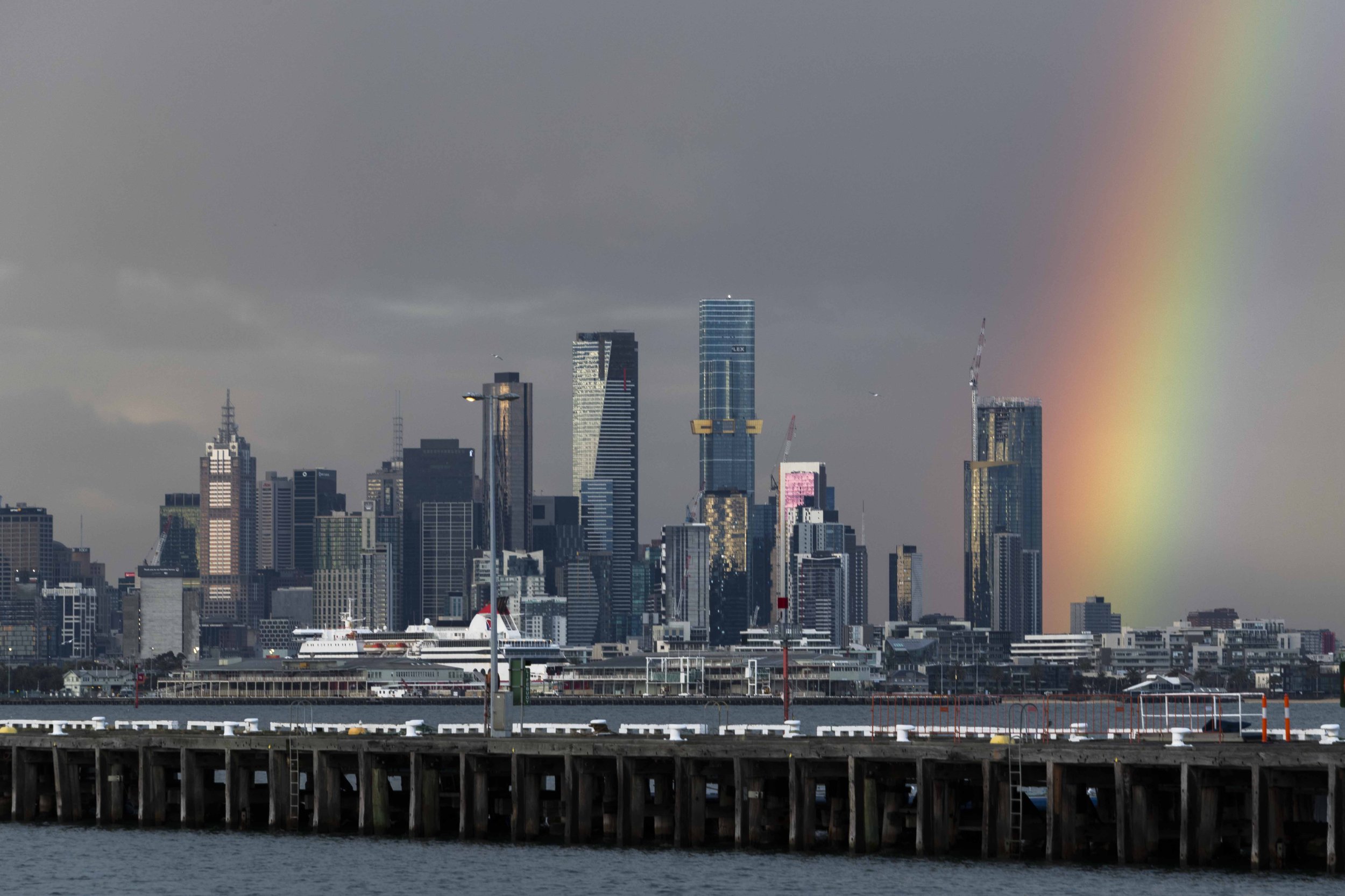 Melbourne from Williamstown 2