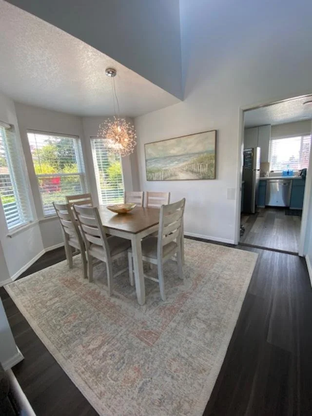 dining room to kitchen - use.jpeg
