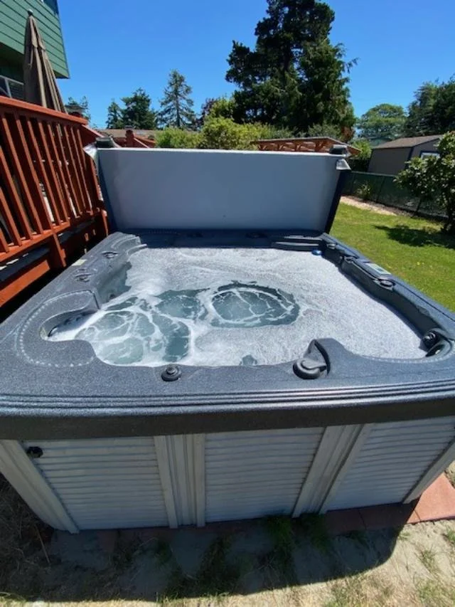 Hot tub.jpeg