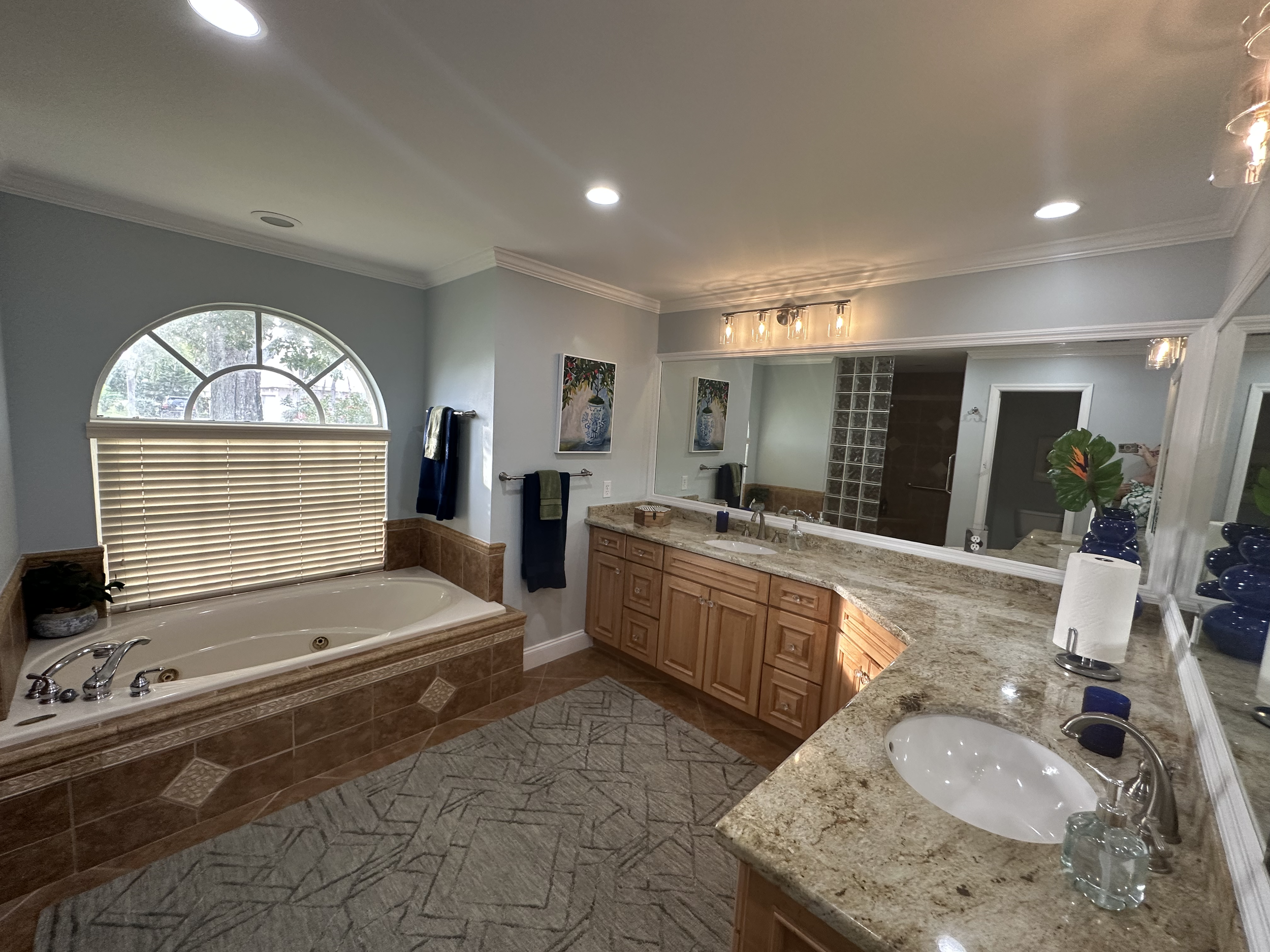 Master Bath 3.png