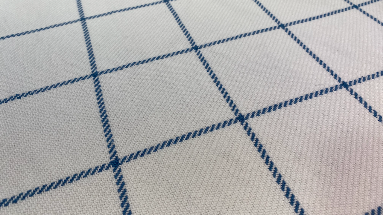 towel-windowpane-detail-301.png