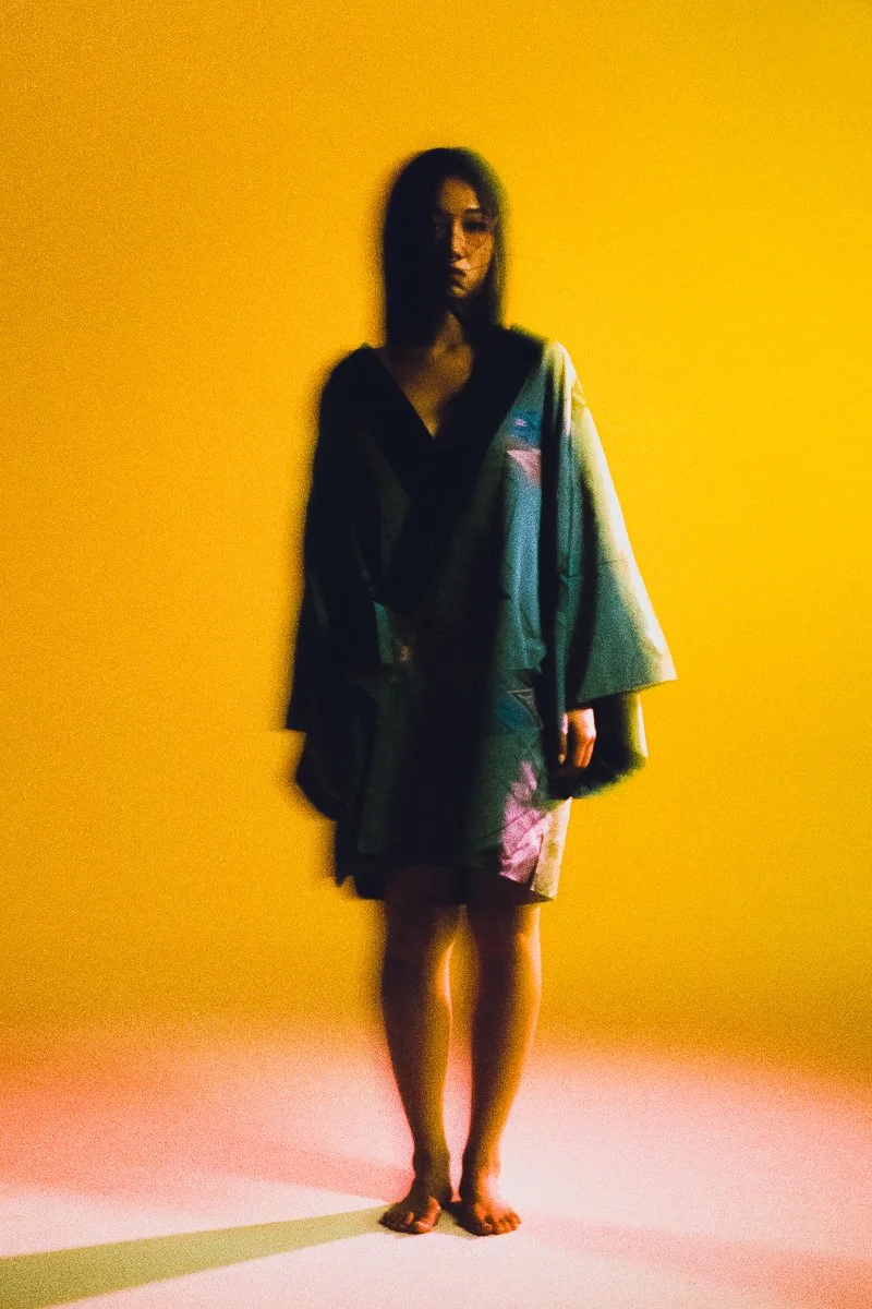 Artistic_portrait_MotionBlur_Studio_Seoul_NikonFE2_HarmanPhoenix_-23.jpg