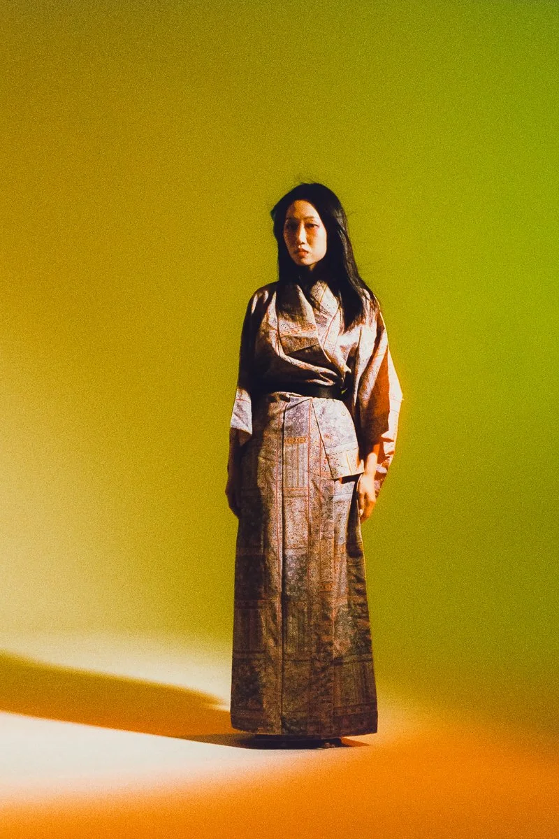 Artistic_portrait_MotionBlur_Studio_Seoul_NikonFE2_HarmanPhoenix_-25.jpg