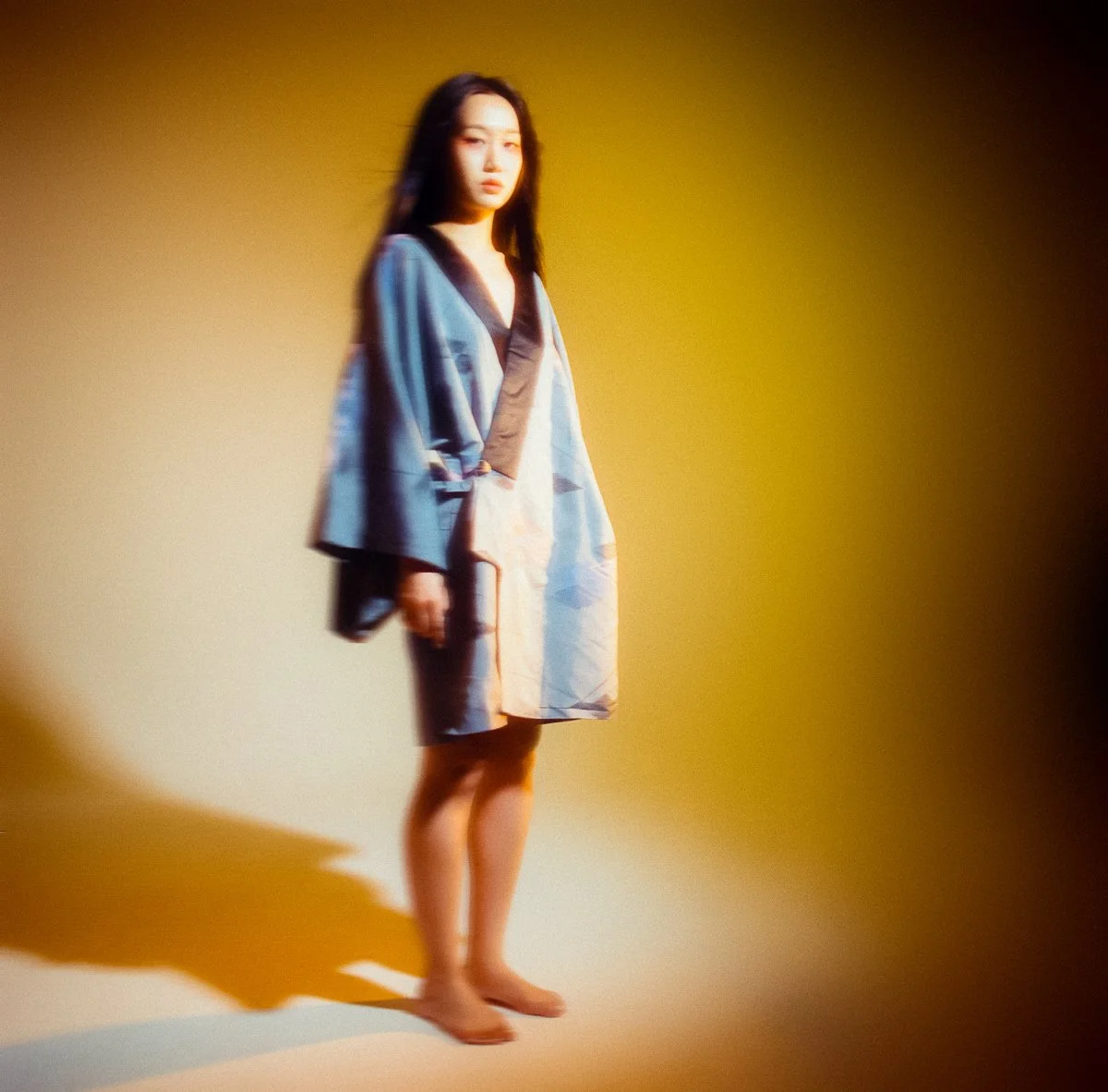 Artistic_portrait_MotionBlur_Studio_Seoul_Hasselblad_Cinestill50D_-4.jpg