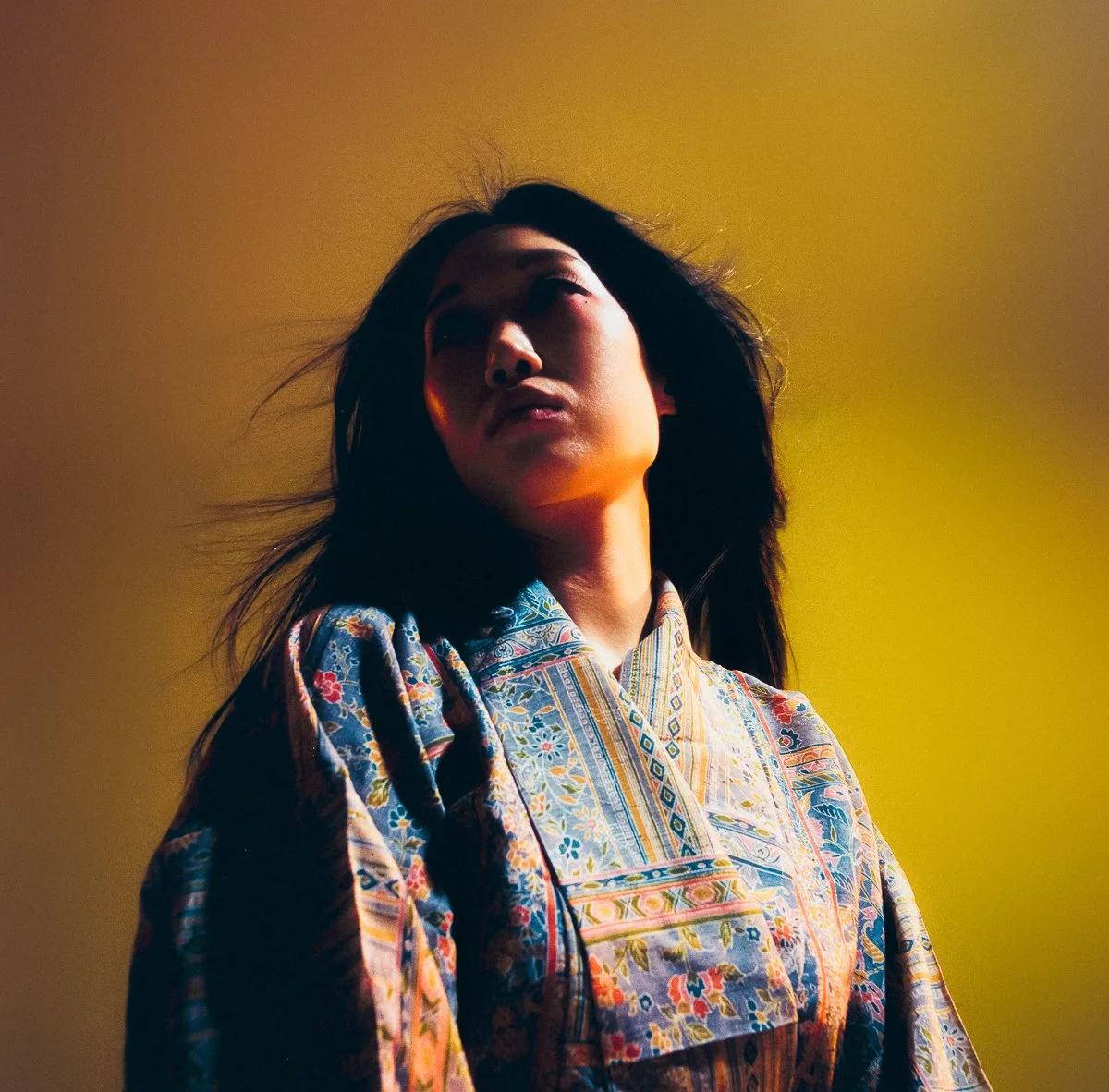 Artistic_portrait_MotionBlur_Studio_Seoul_Hasselblad_Cinestill50D_-8.jpg