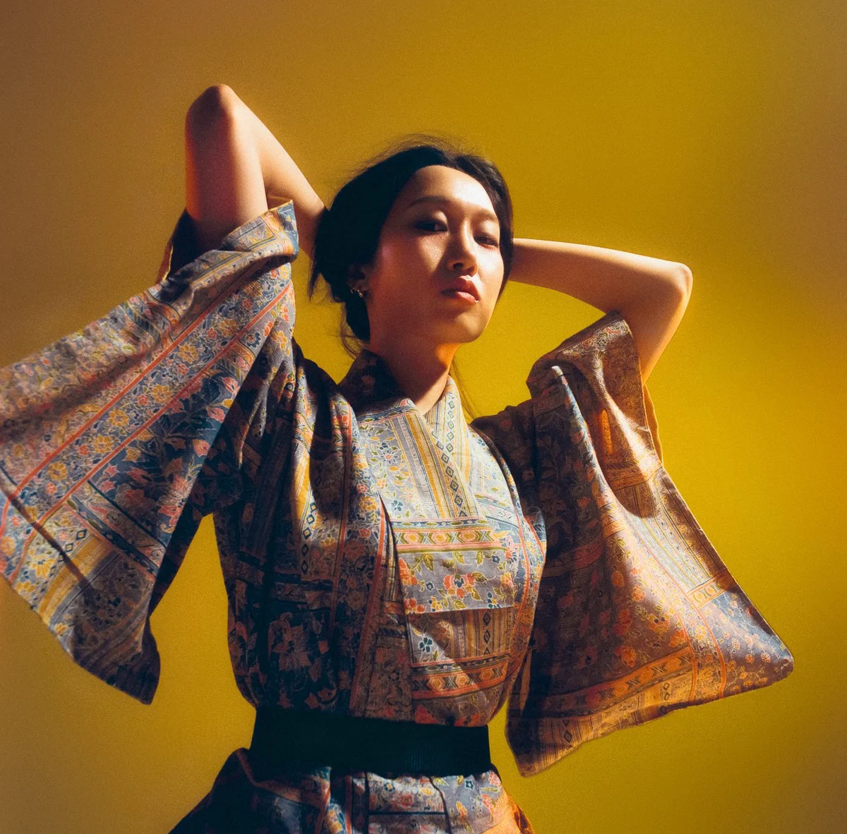Artistic_portrait_MotionBlur_Studio_Seoul_Hasselblad_Cinestill50D_-9.jpg