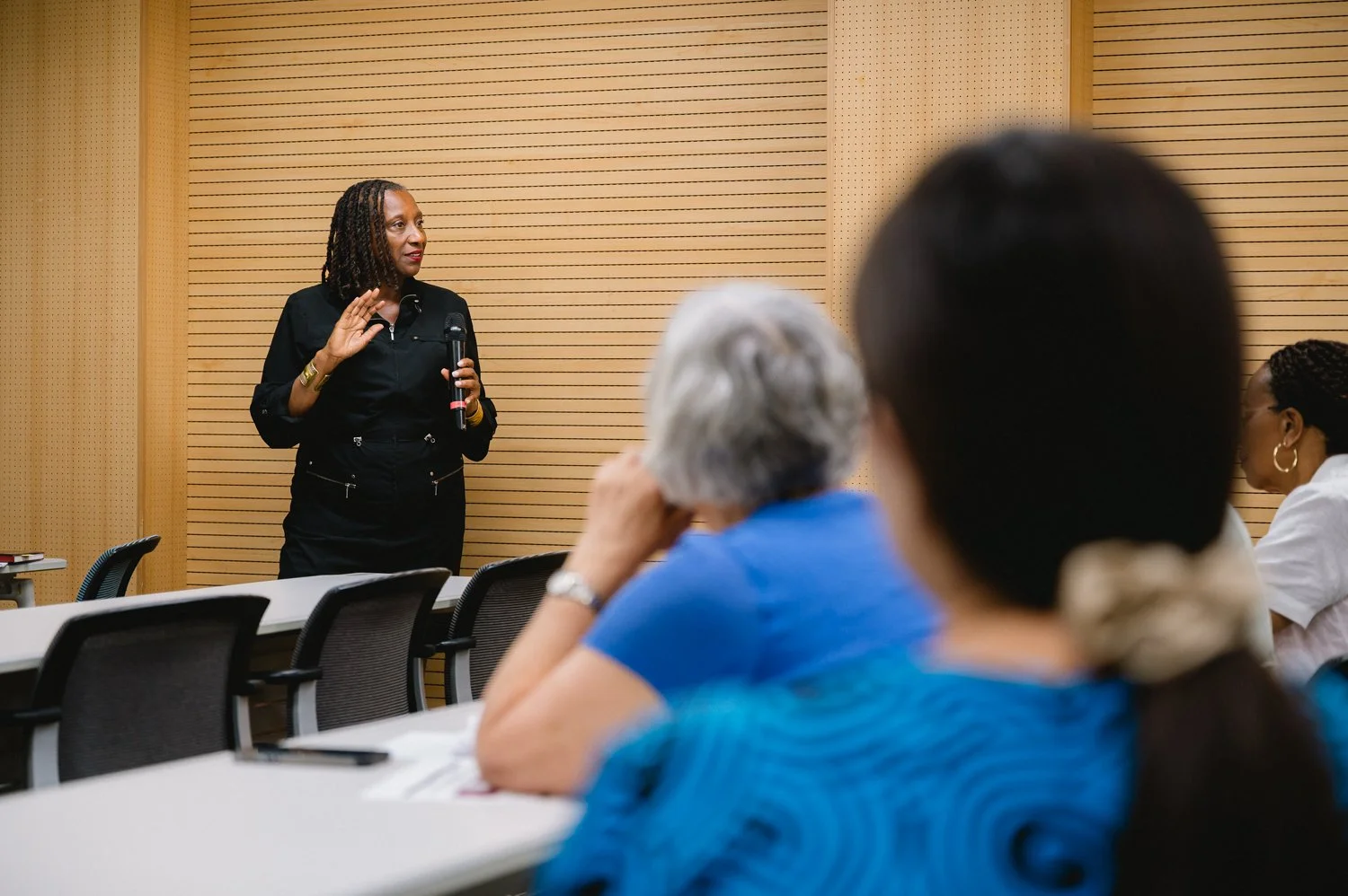 SandraBarnhill-Activist-Event-photography-Conference-Seoul-22.jpg