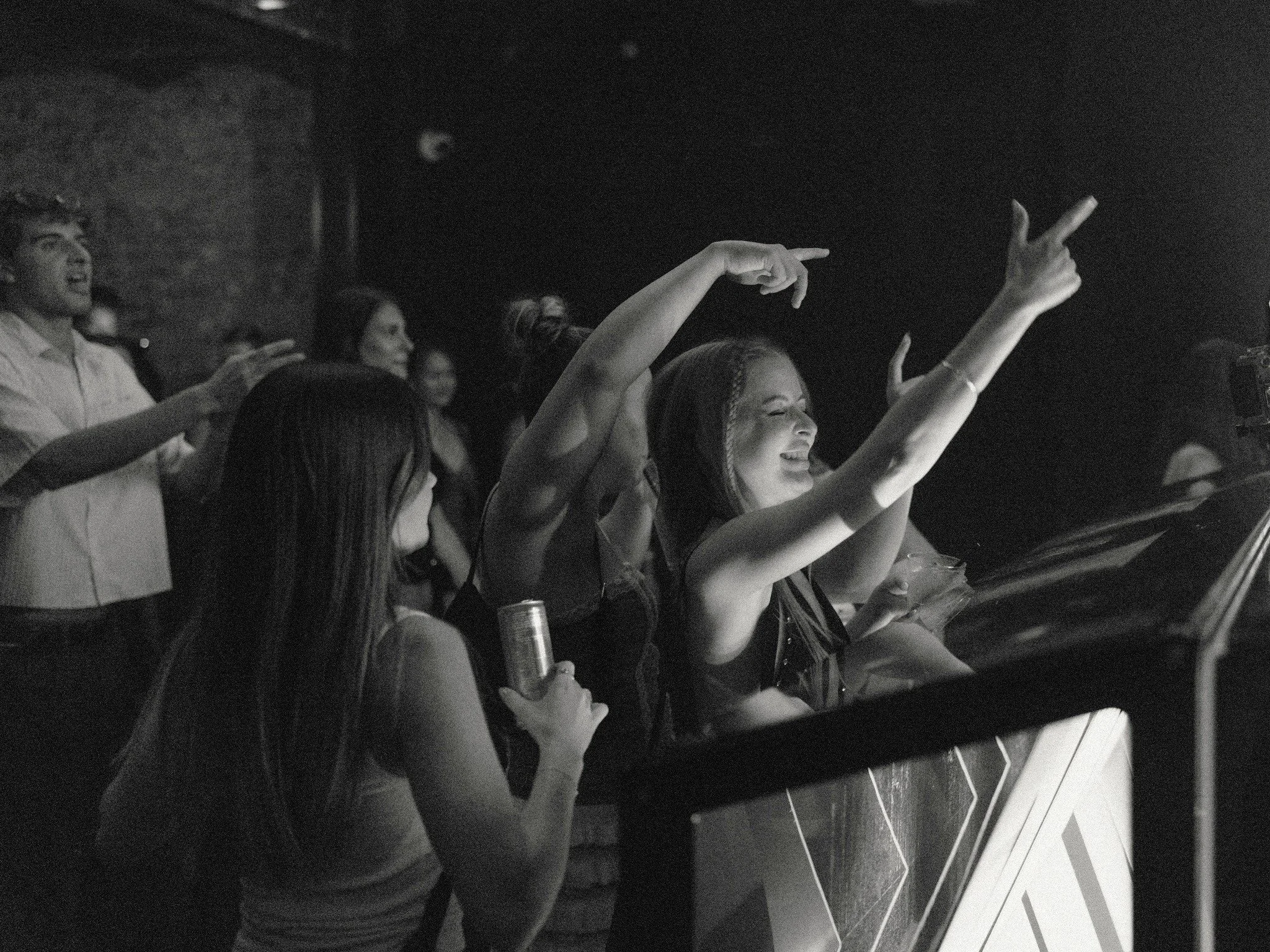 The weekend never ends, it just gets better. Sundays at King Street: Short, Sweet and Free. One more night won't hurt 😘