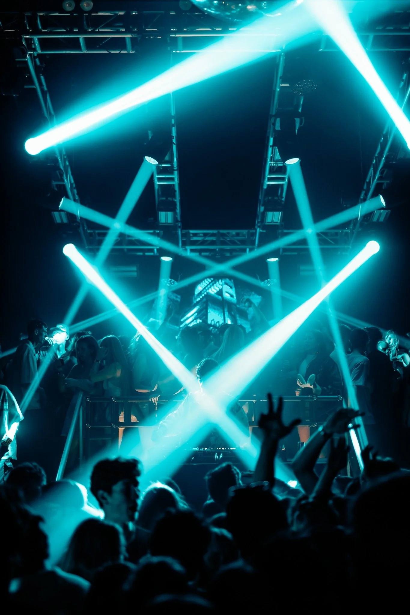 ANY GIVEN SUNDAY Long Weekend.
Doors at 8pm - 360 stage.

No work on Monday, so why not?