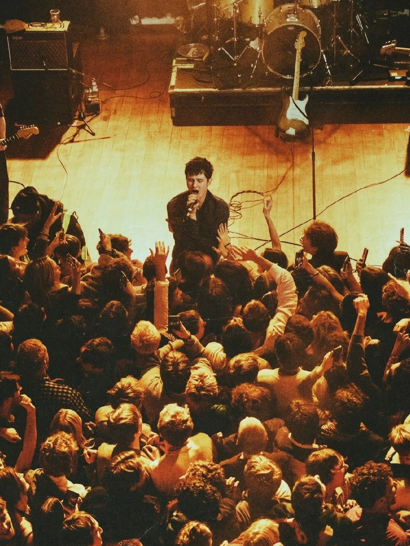 Radio Free Alice are coming to Newcastle this Friday as part of Great Southern Nights. Supported by Horse and Limo, this one is selling fast 🎟️