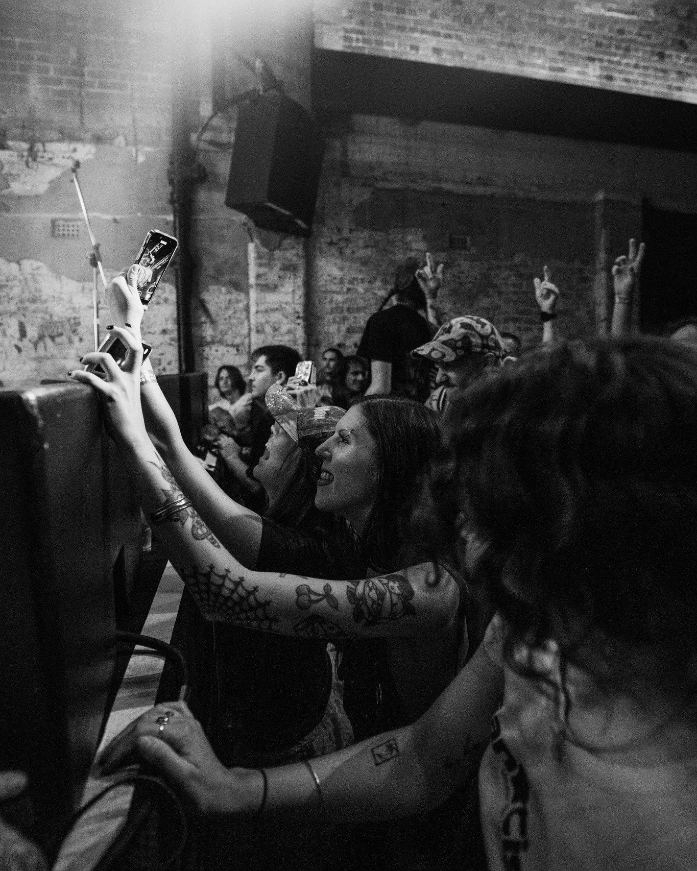 TONIGHT 🚨 Another stacked Great Southern Nights lineup rolls through King Street with Cheeky Leash, Posseshot, Platonic Sex, Poltergeist 9000, Homebody, Trophy Wyfe, Rose White, Old House and Dobbie &amp; Baby Bruh taking over the Band Room.

Great 