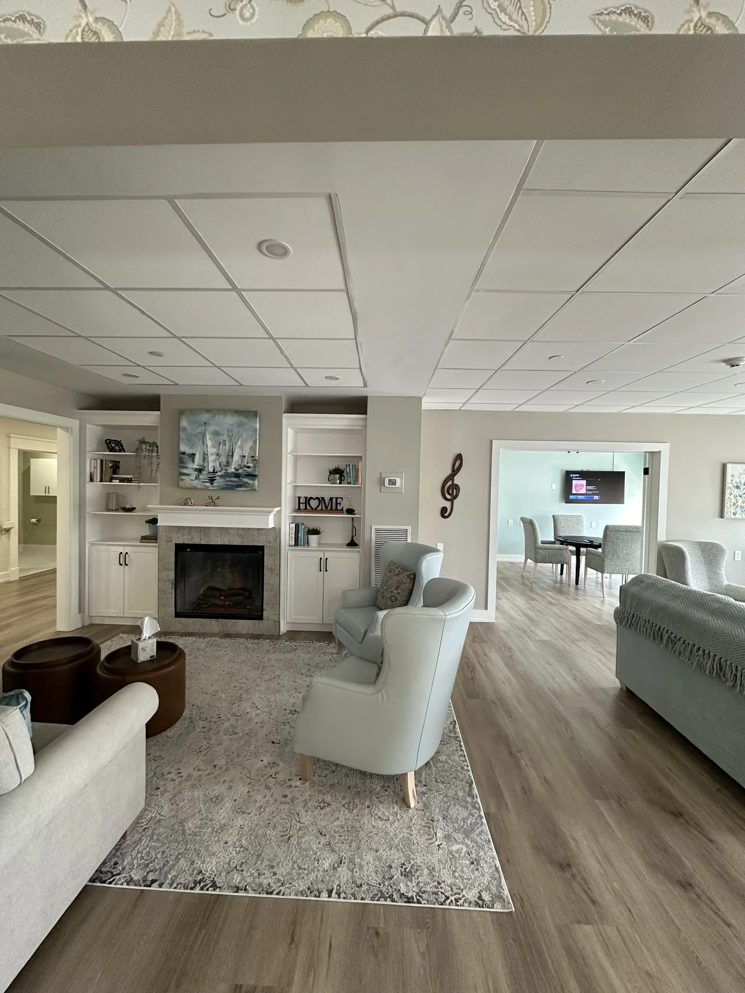 living-room-fireplace-smooth-plaster.jpg
