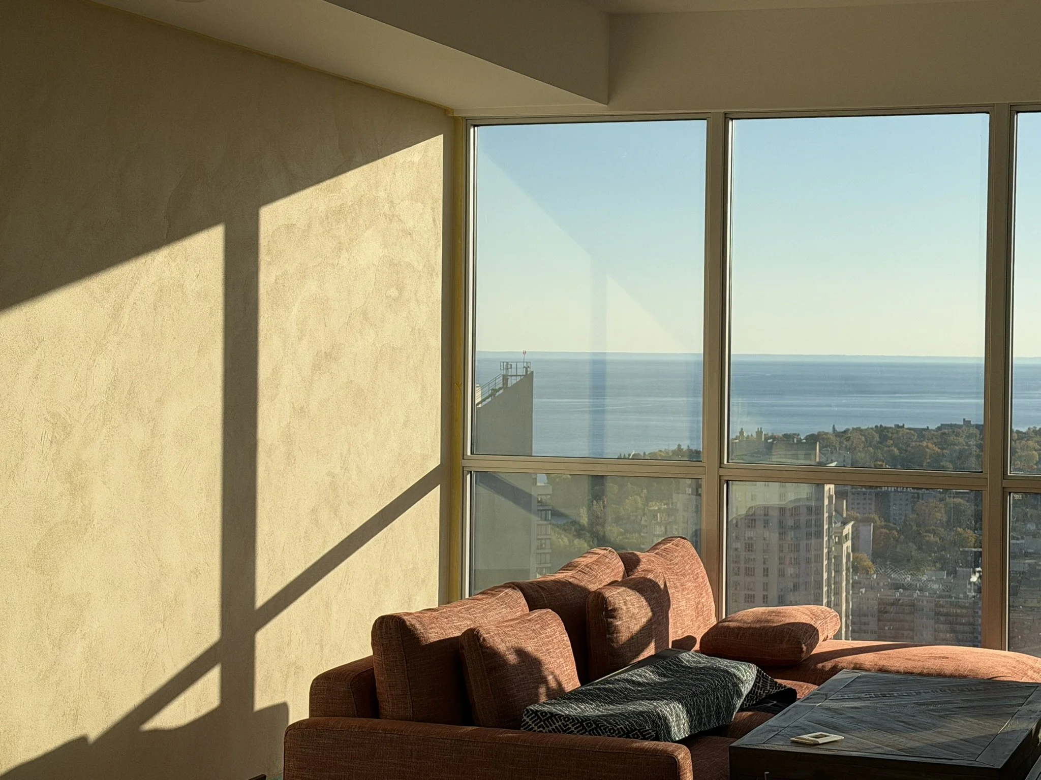 venetian-plaster-living-room-cream-toronto.jpg