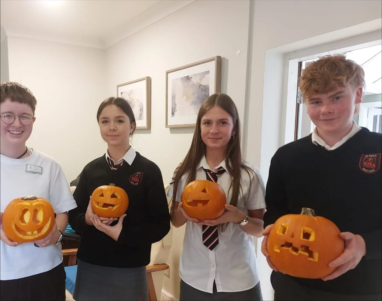 In Our Community

Since September, a group of our lovely Transition Year students has been visiting the wonderful residents and staff of Padre Pio Nursing Home in Rochestown on Thursdays ✨

The residents, vital members of our community, generously sh