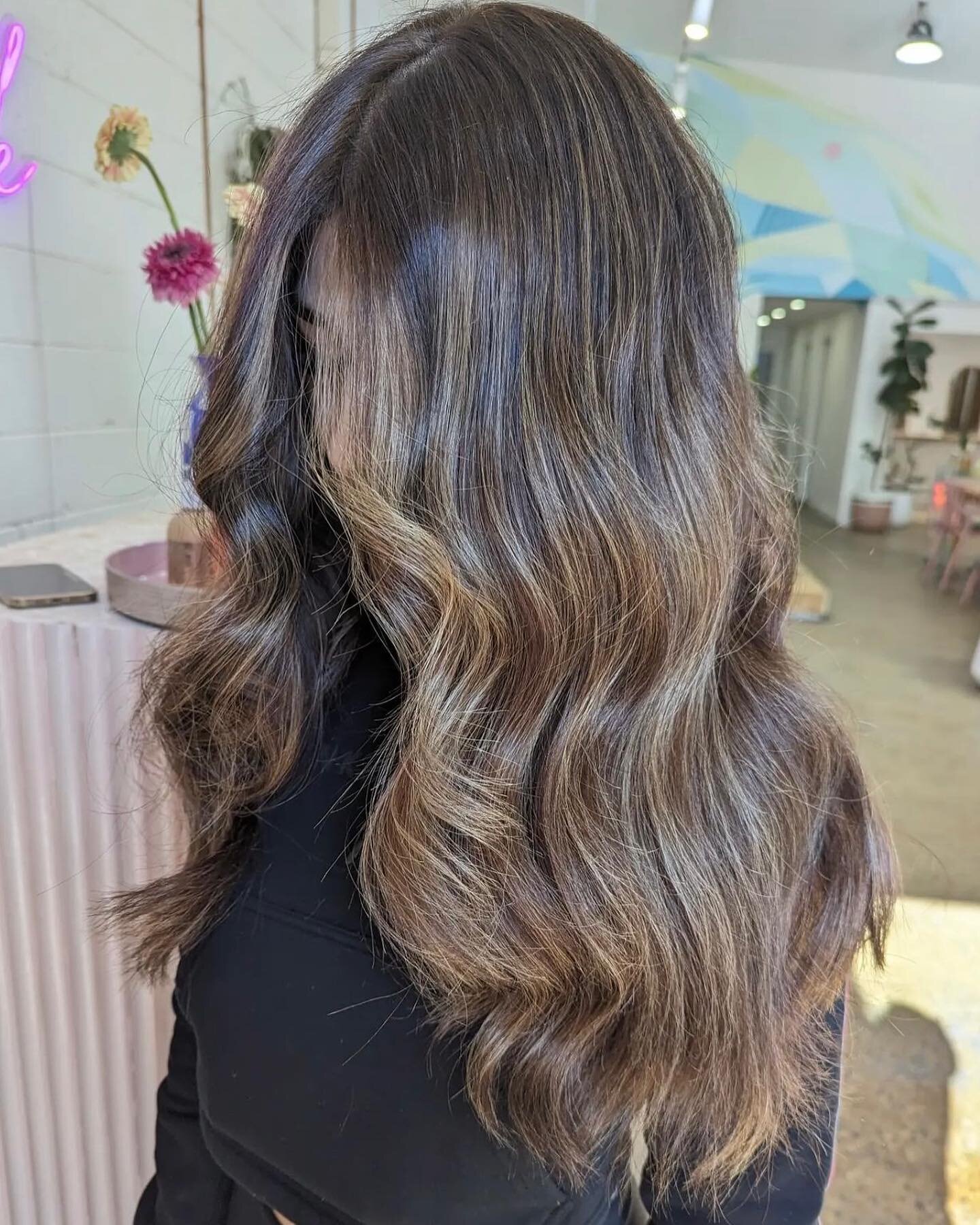 A week of colour corrections 🚨 

1st picture- colour transformation by @angelique_hideandseek 

2nd picture- colour makeover by Helen