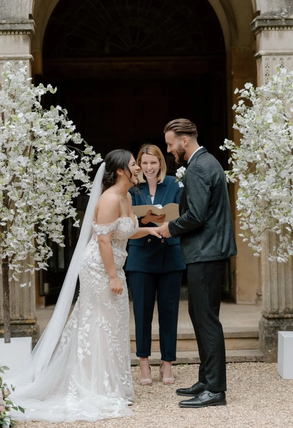 Athena&Sam_commbelodge_celebrant_couple_laughing_officiating.jpg