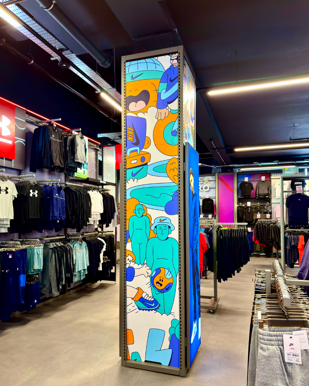 Nike - LM - In Store Pics - 0113.png