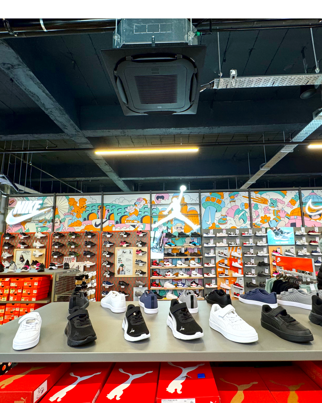 Nike - LM - In Store Pics - 019.png