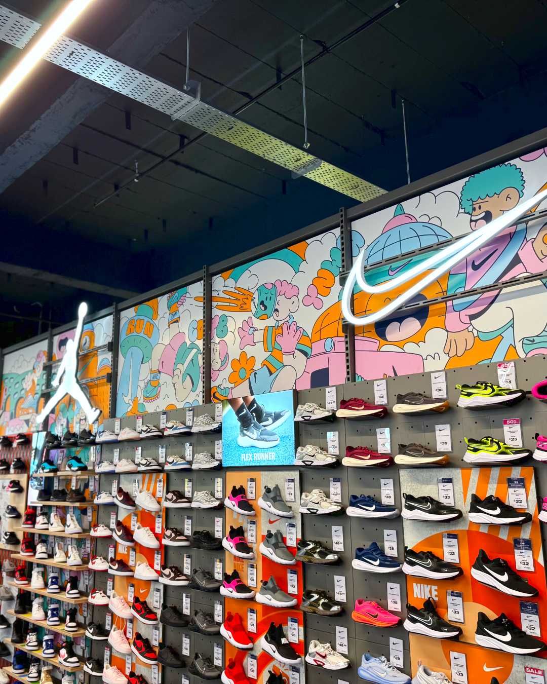 Nike - LM - In Store Pics - 0110.png