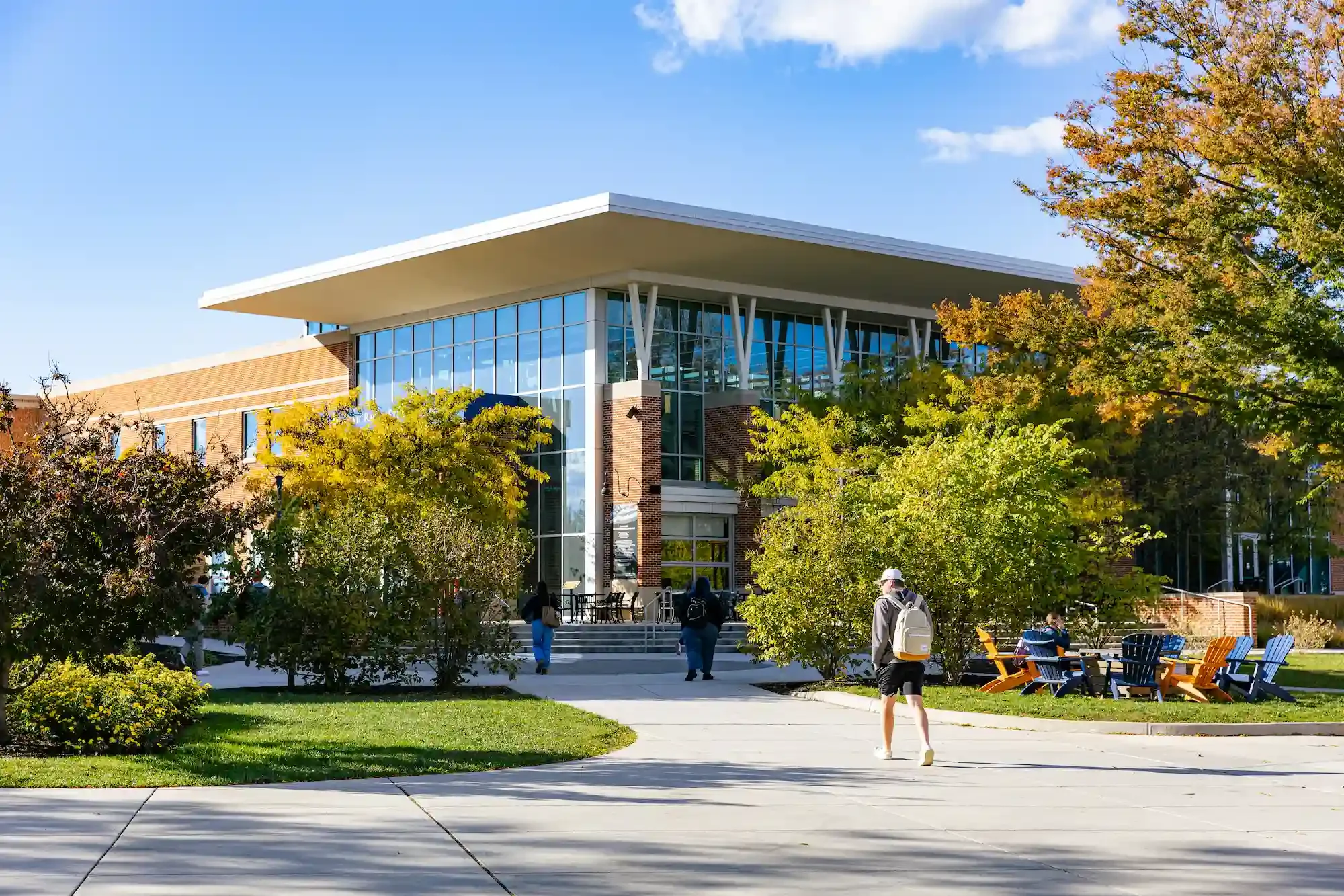 102025_More_Fall_TC-45.webp